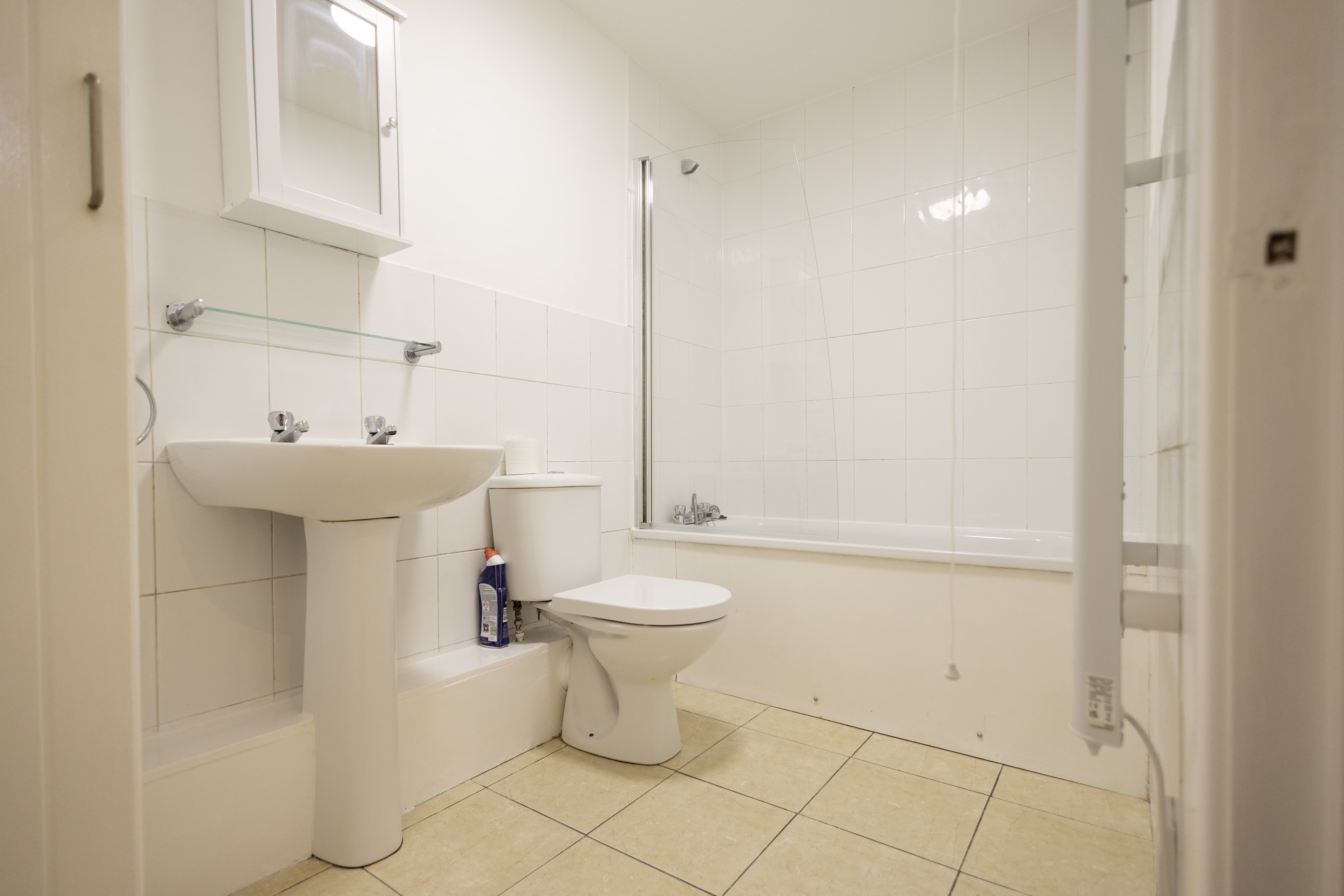 1 bed studio flat to rent in Durley Gardens, Bournemouth 3