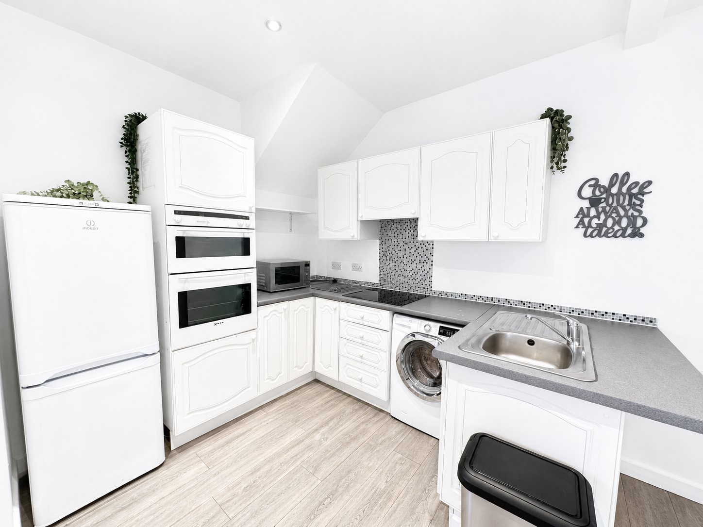 4 bed house to rent in Norwich Road, , BH2 1