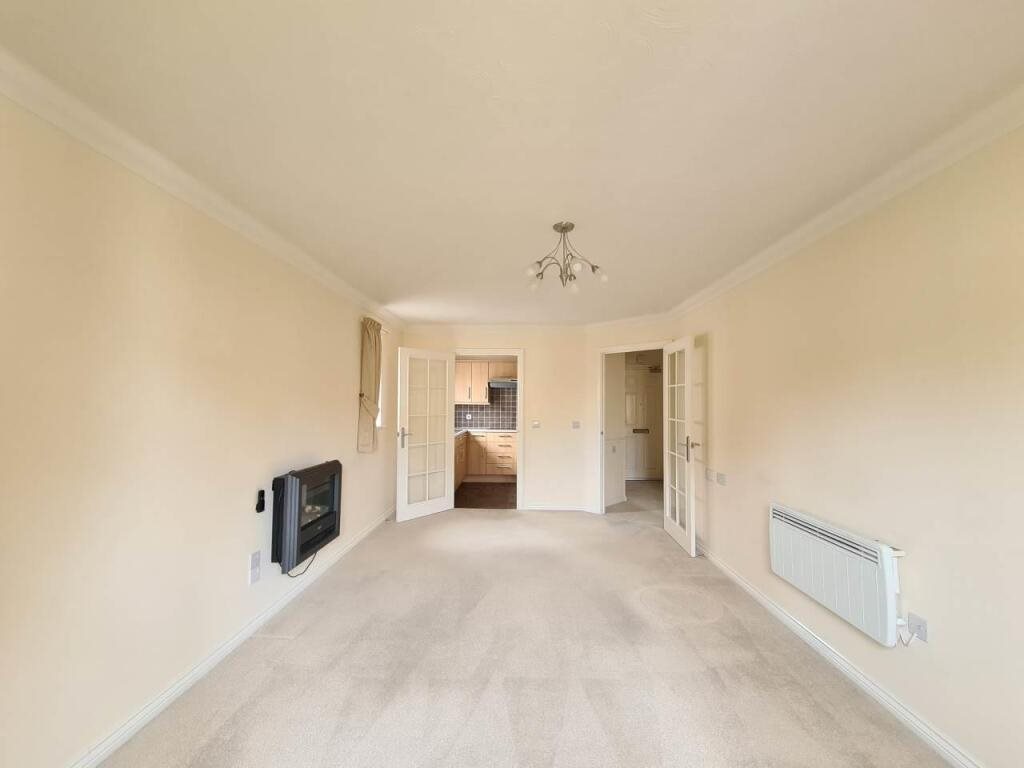 1 bed flat to rent in Poole Road, Bournemouth, BH2 8