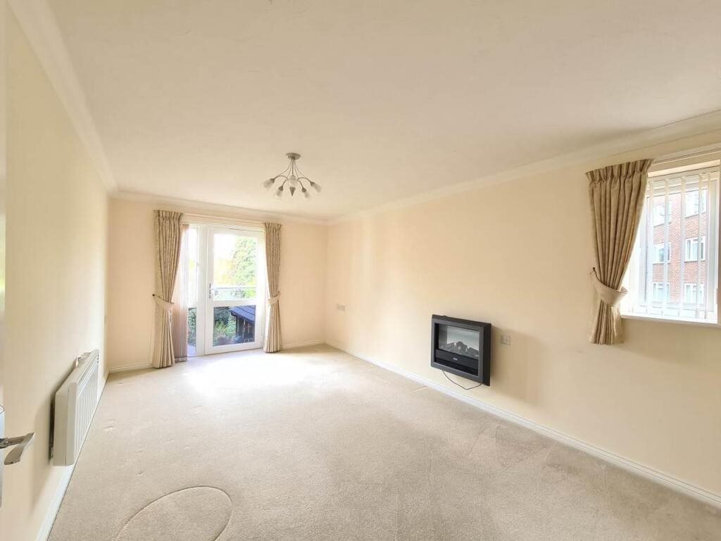 1 bed flat to rent in Poole Road, Bournemouth, BH2  - Property Image 10