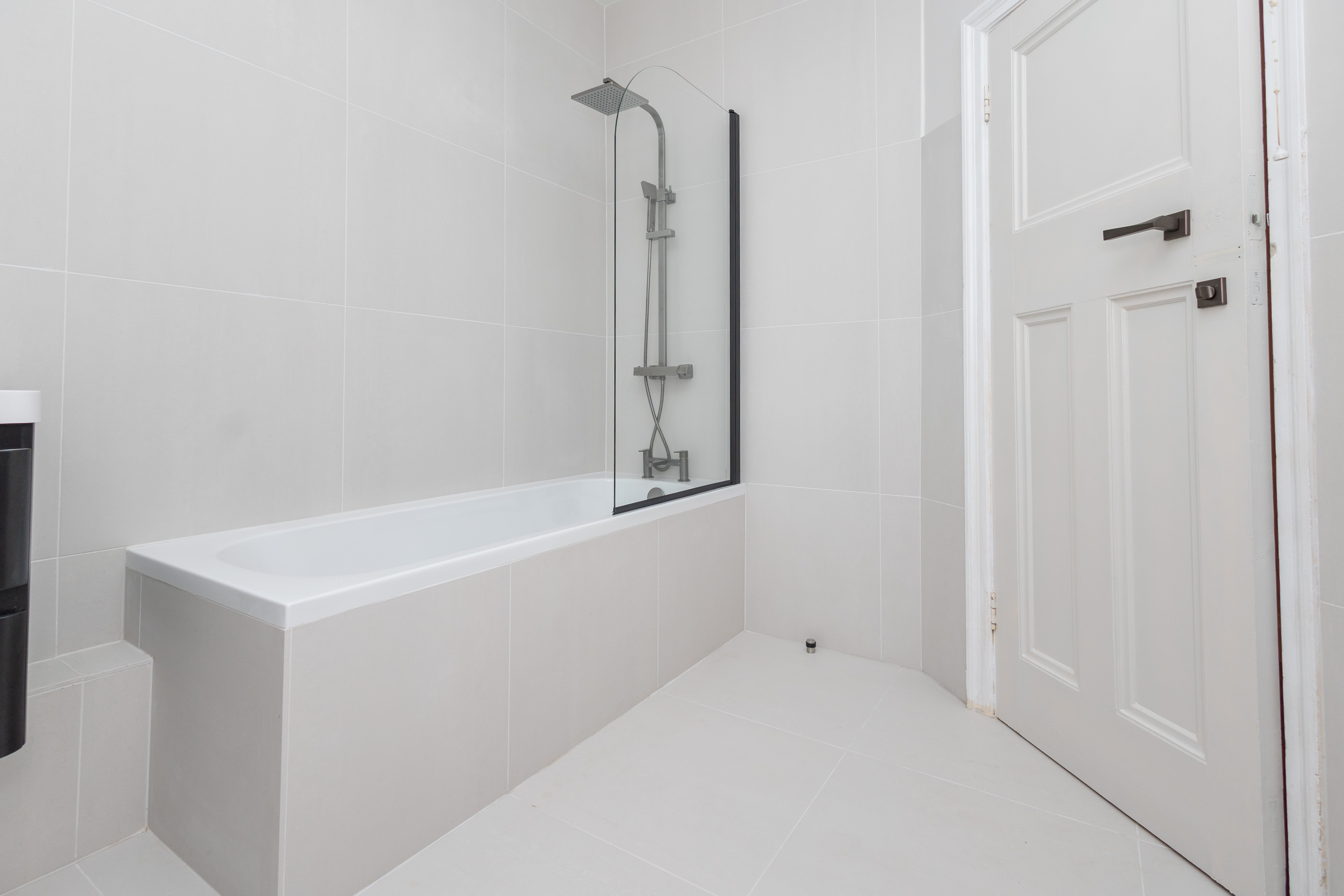 3 bed flat to rent in Richmond Hill, Bournemouth, BH2  - Property Image 10