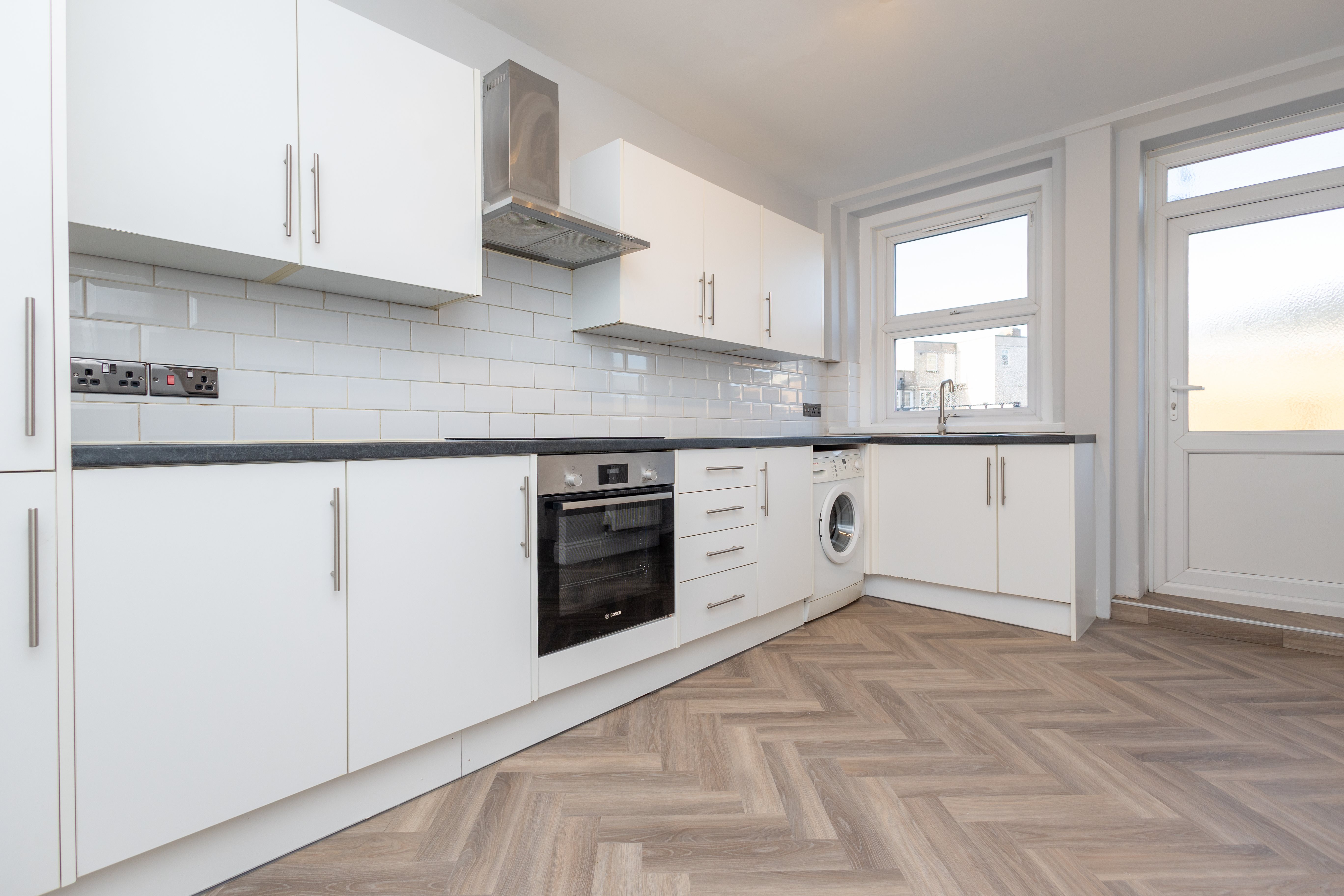 3 bed flat to rent in Richmond Hill, Bournemouth, BH2  - Property Image 12