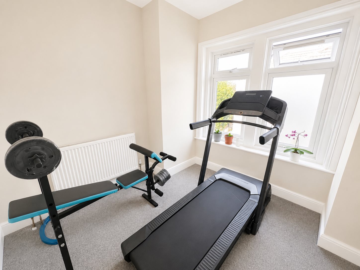 4 bed house to rent in Capstone Road, Bournemouth, BH8 7