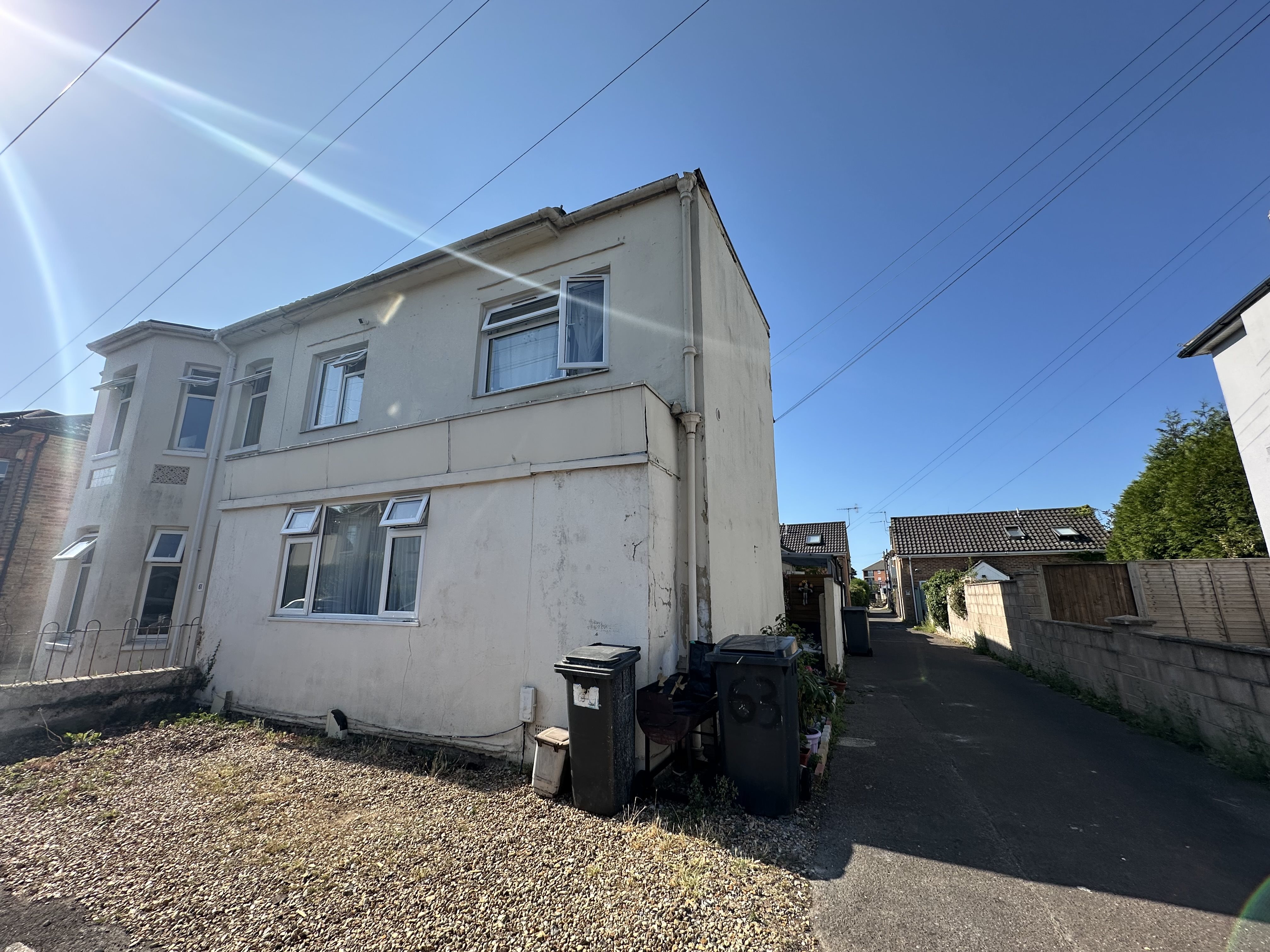 4 bed house to rent in Capstone Road, Bournemouth, BH8 - Property Image 1