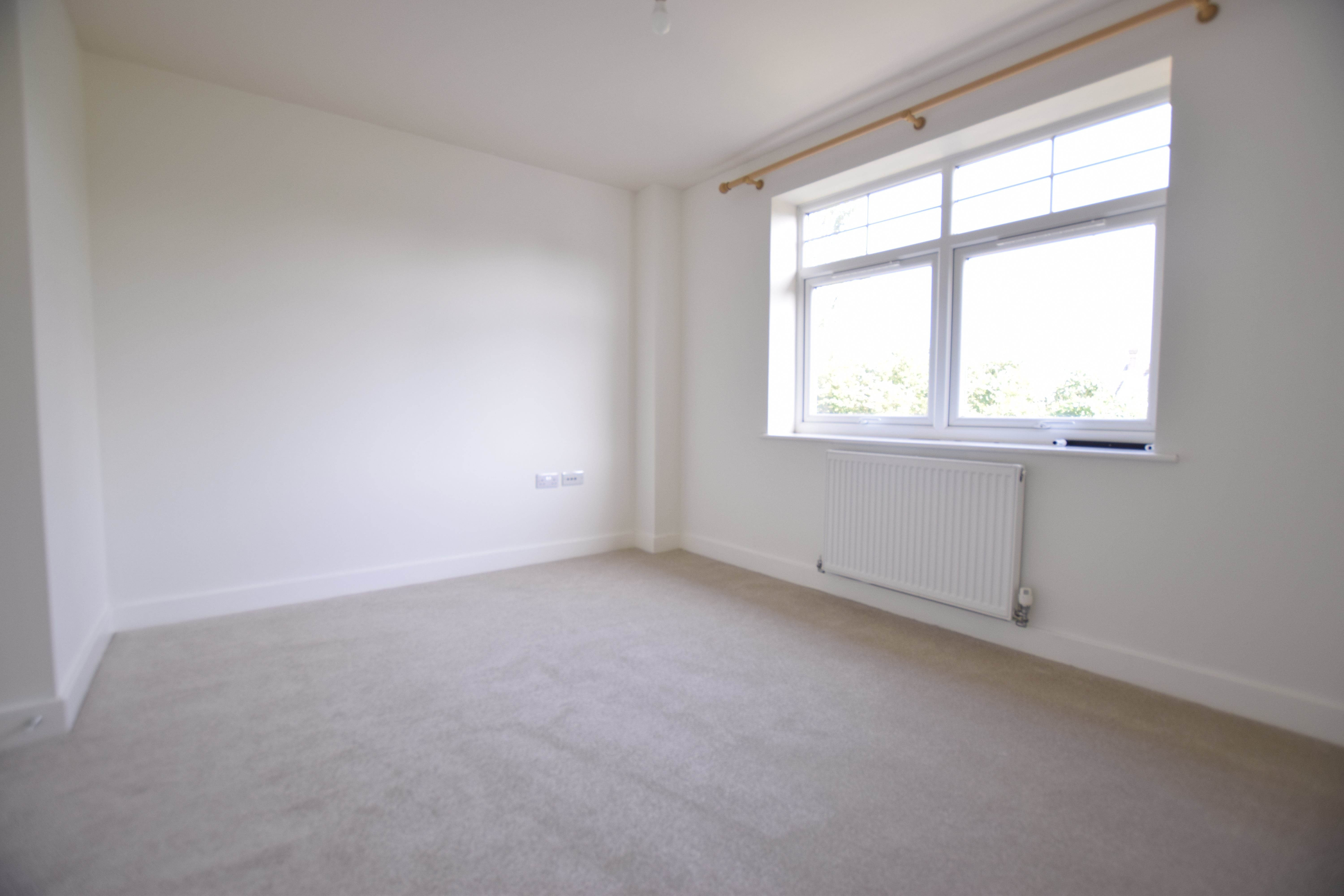 3 bed semi-detached house to rent in Wesley Road, Poole, BH12 12