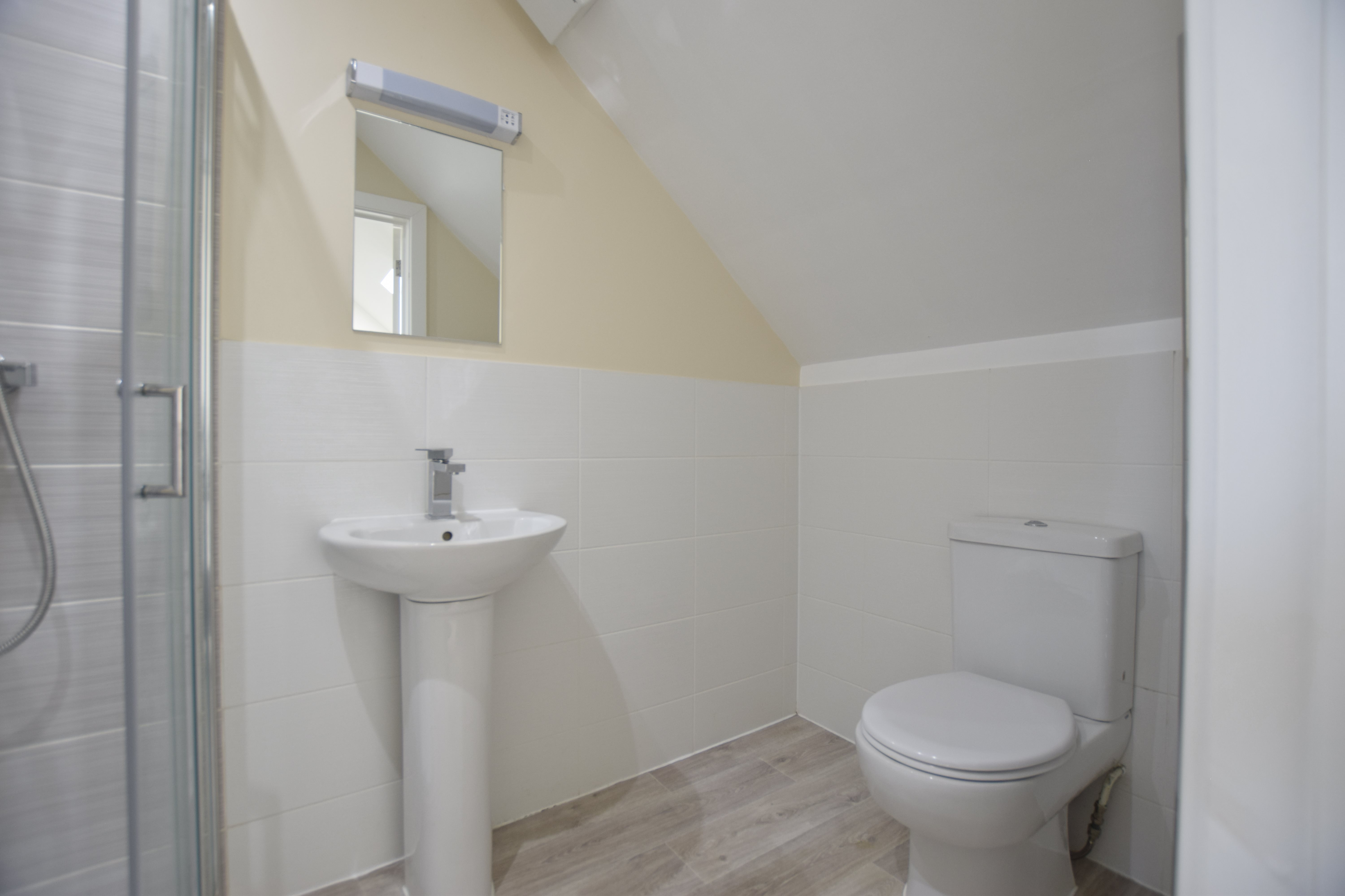 3 bed semi-detached house to rent in Wesley Road, Poole, BH12 20