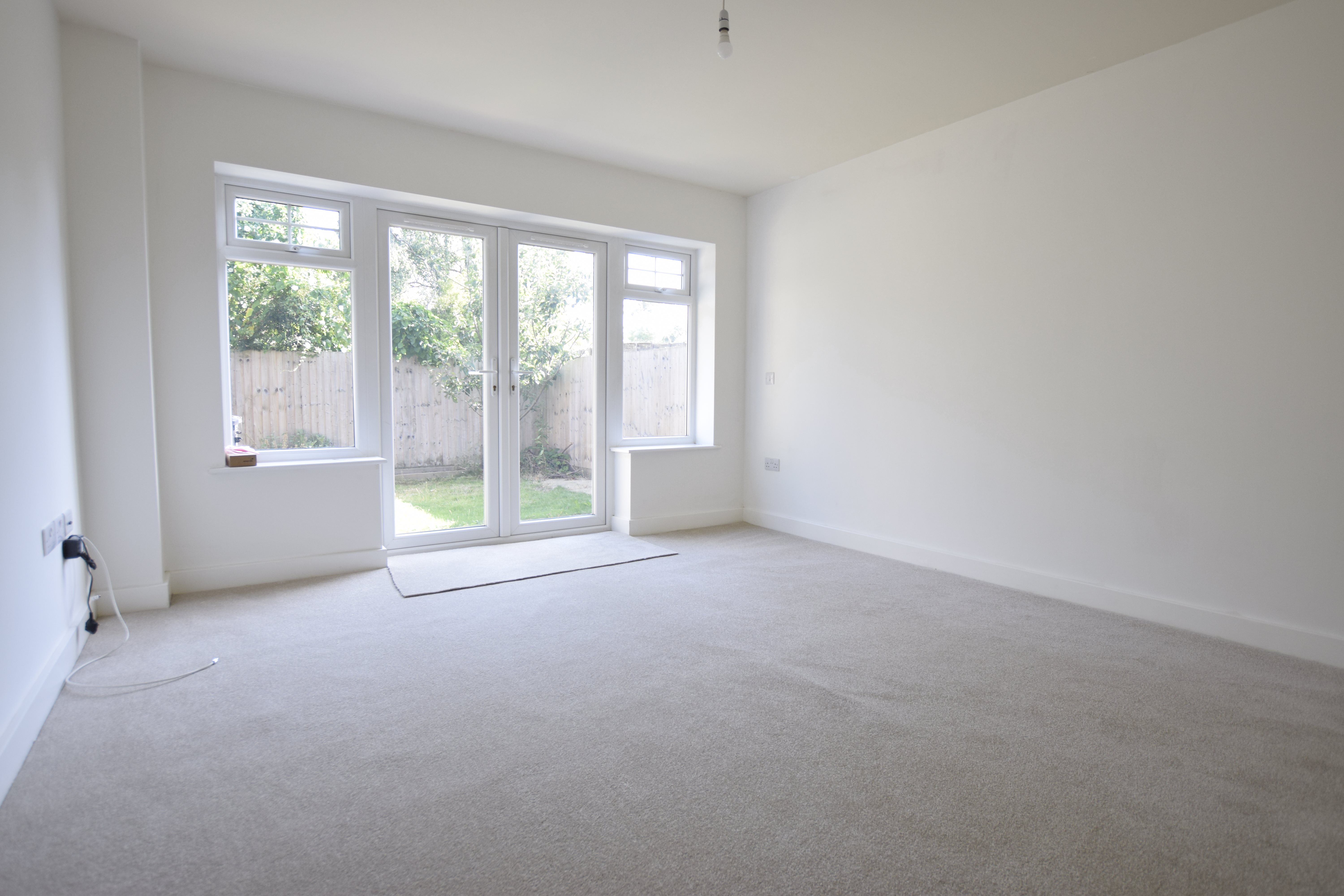 3 bed semi-detached house to rent in Wesley Road, Poole, BH12