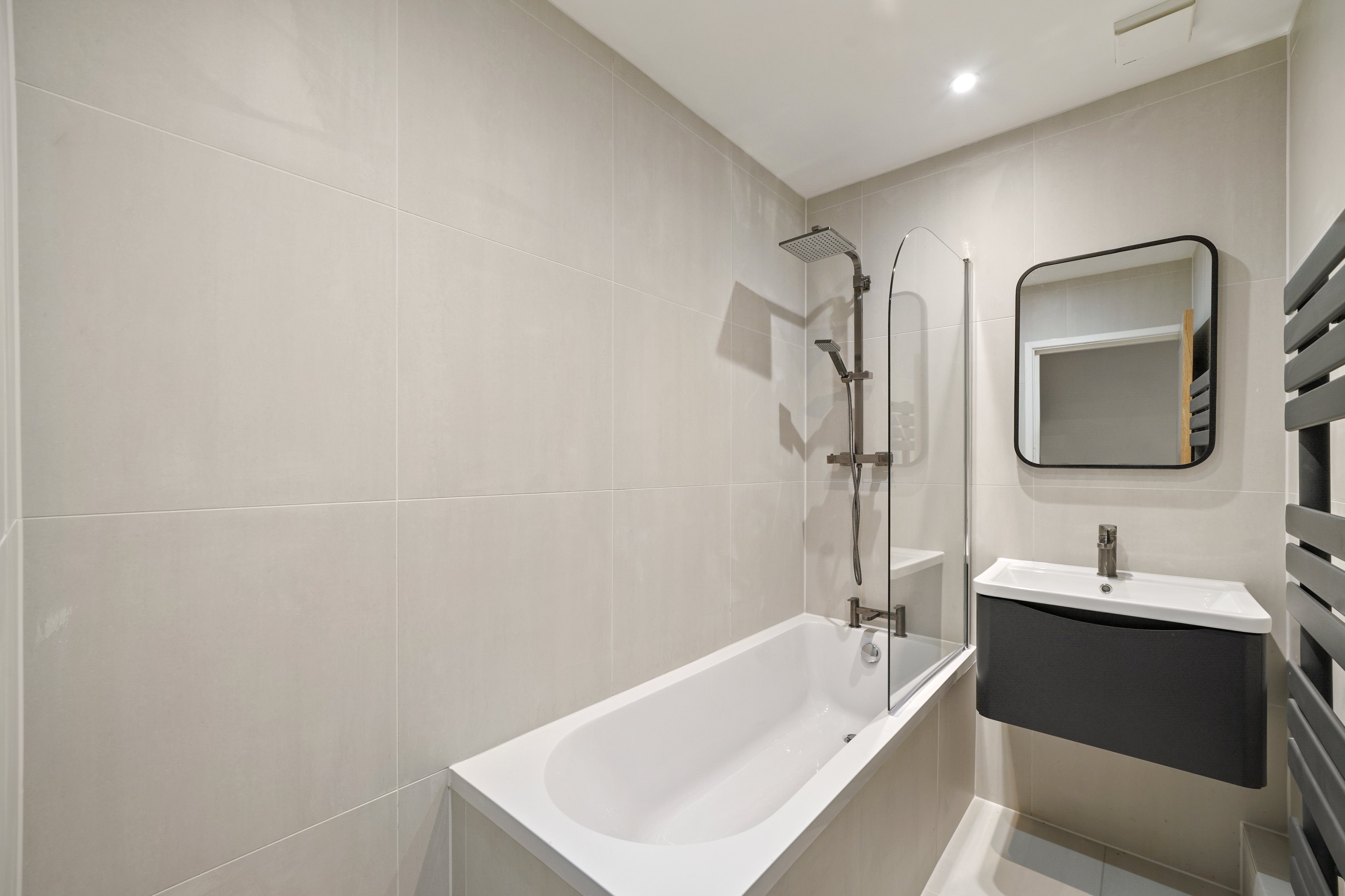 2 bed flat to rent in Richmond Hill, Bournemouth, BH2 2