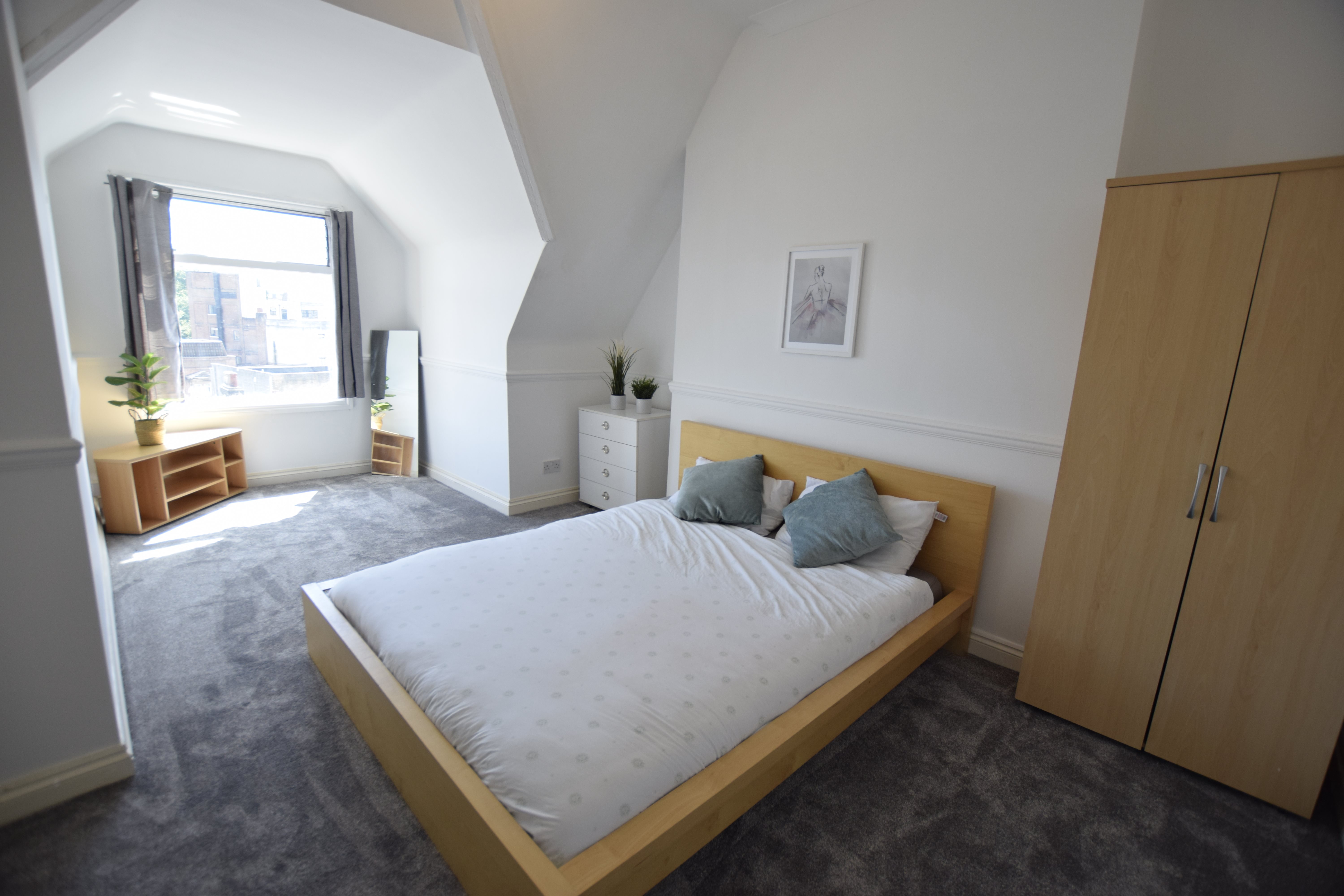 2 bed flat to rent in Dalkeith Steps, Bournemouth, BH1  - Property Image 1