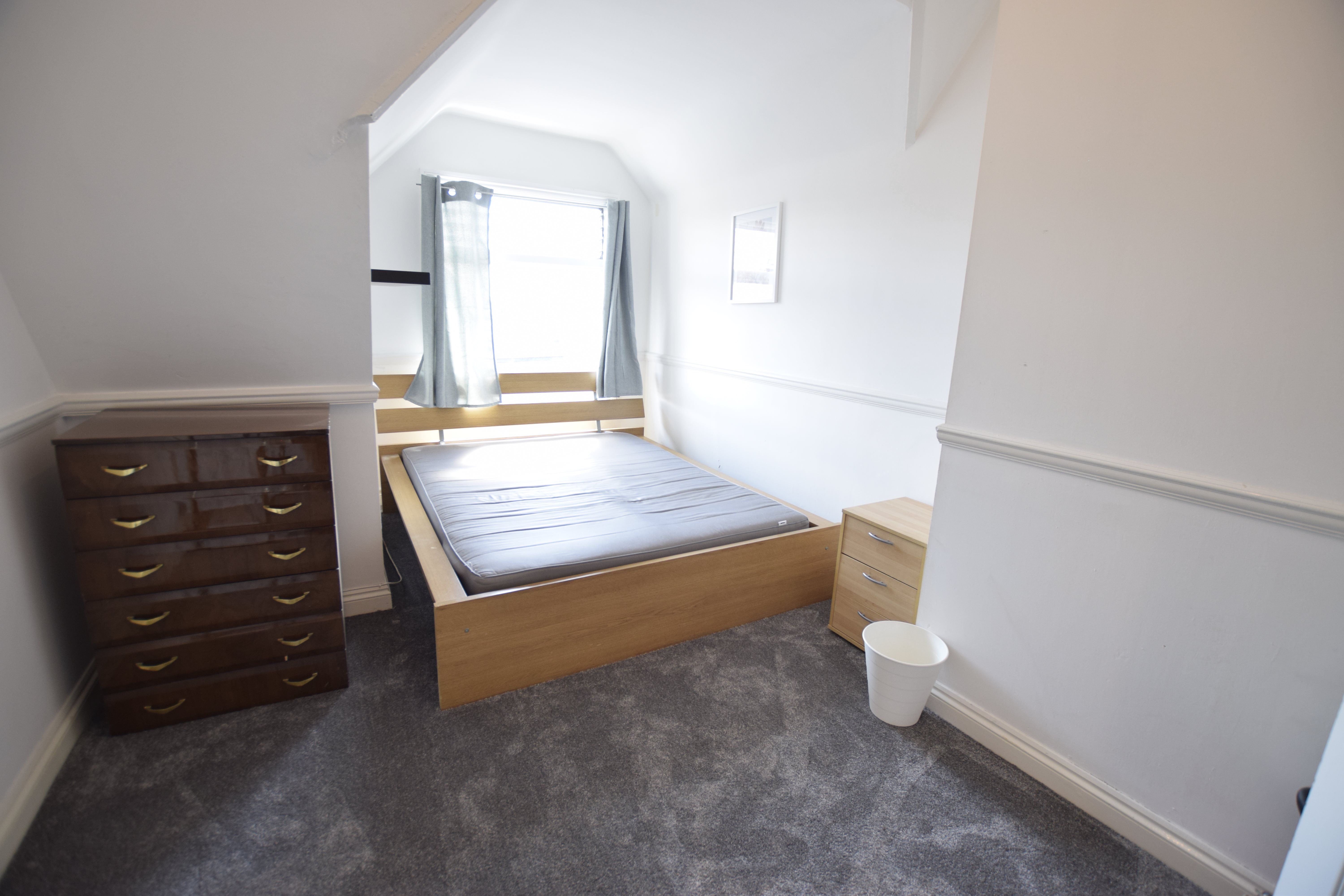 2 bed flat to rent in Dalkeith Steps, Bournemouth, BH1 1