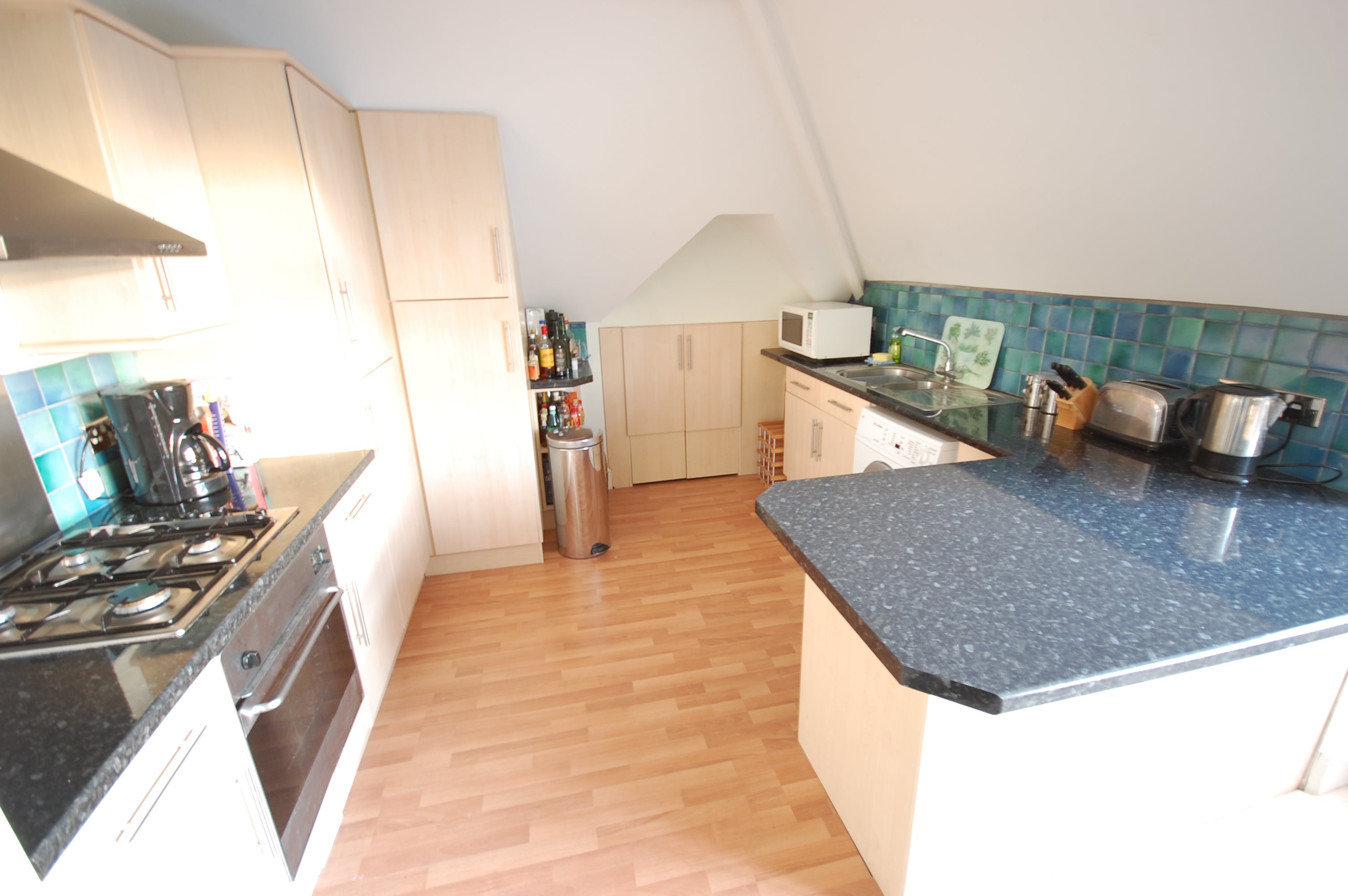 2 bed flat to rent in Beechey Road, Bournemouth, BH8  - Property Image 4