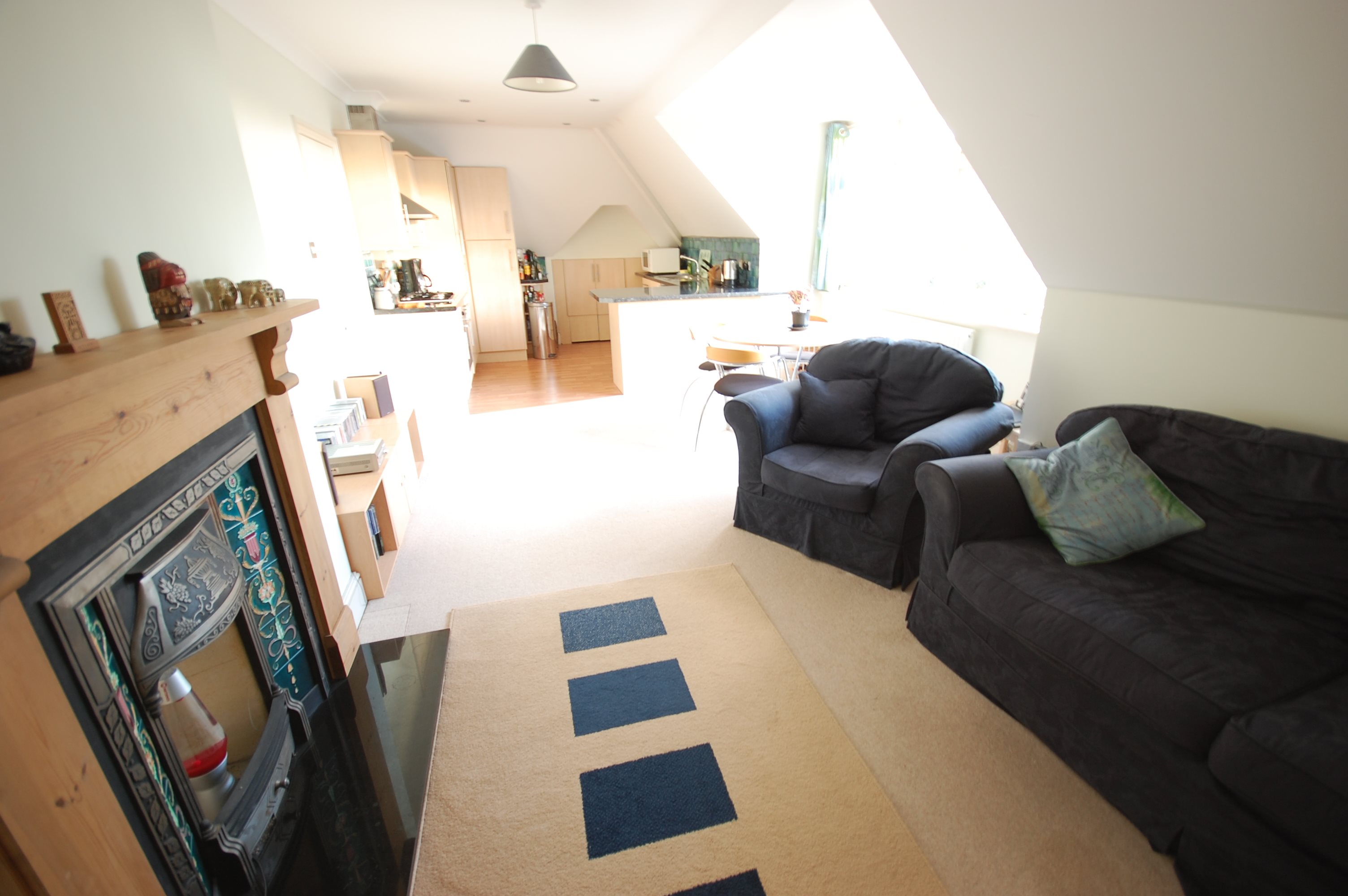 2 bed flat to rent in Beechey Road, Bournemouth, BH8 6