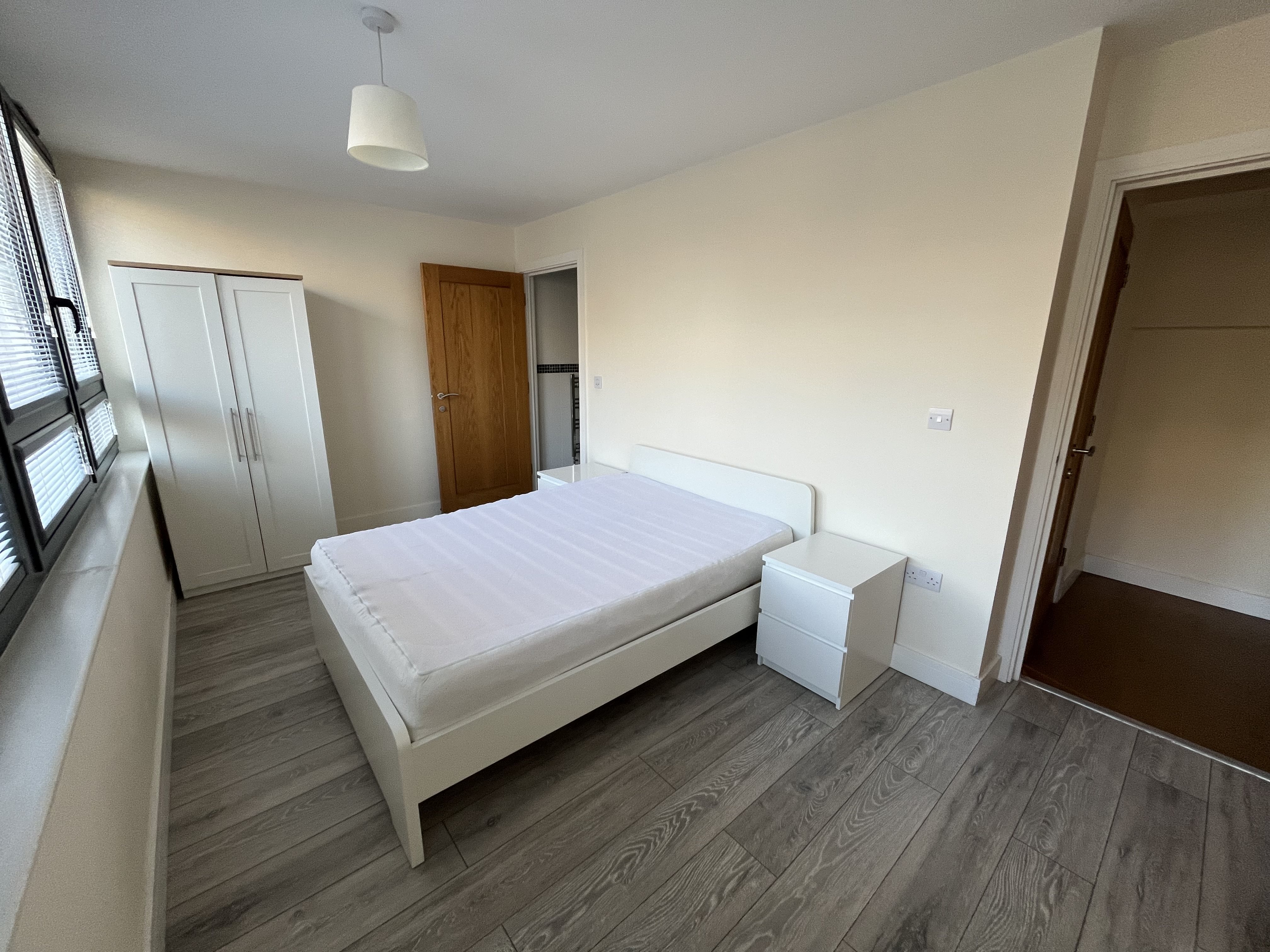 2 bed flat to rent in Vandale House, Post Office Road  - Property Image 8