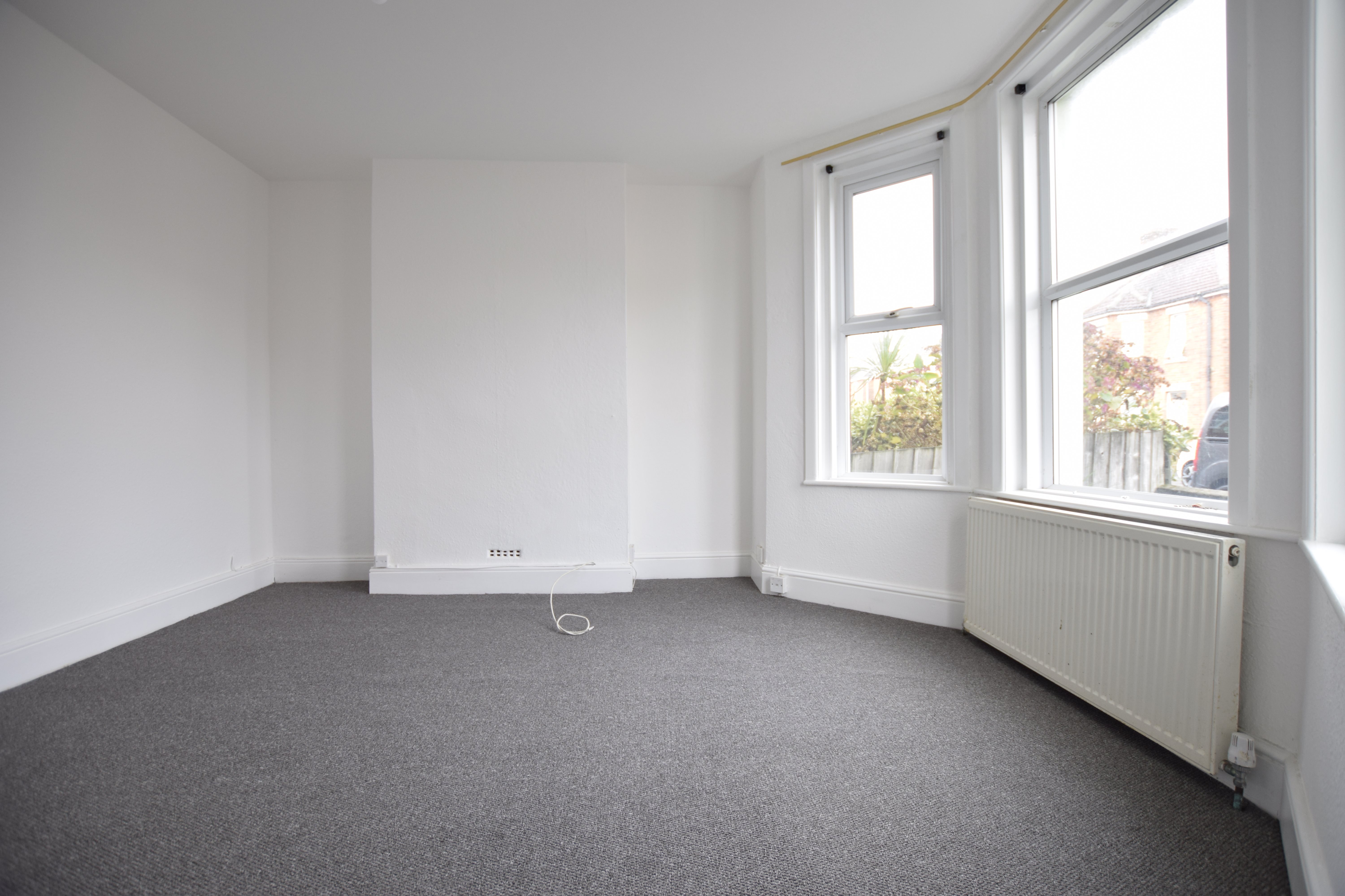 3 bed house to rent in Shelbourne Road, Charminster, BH8 2