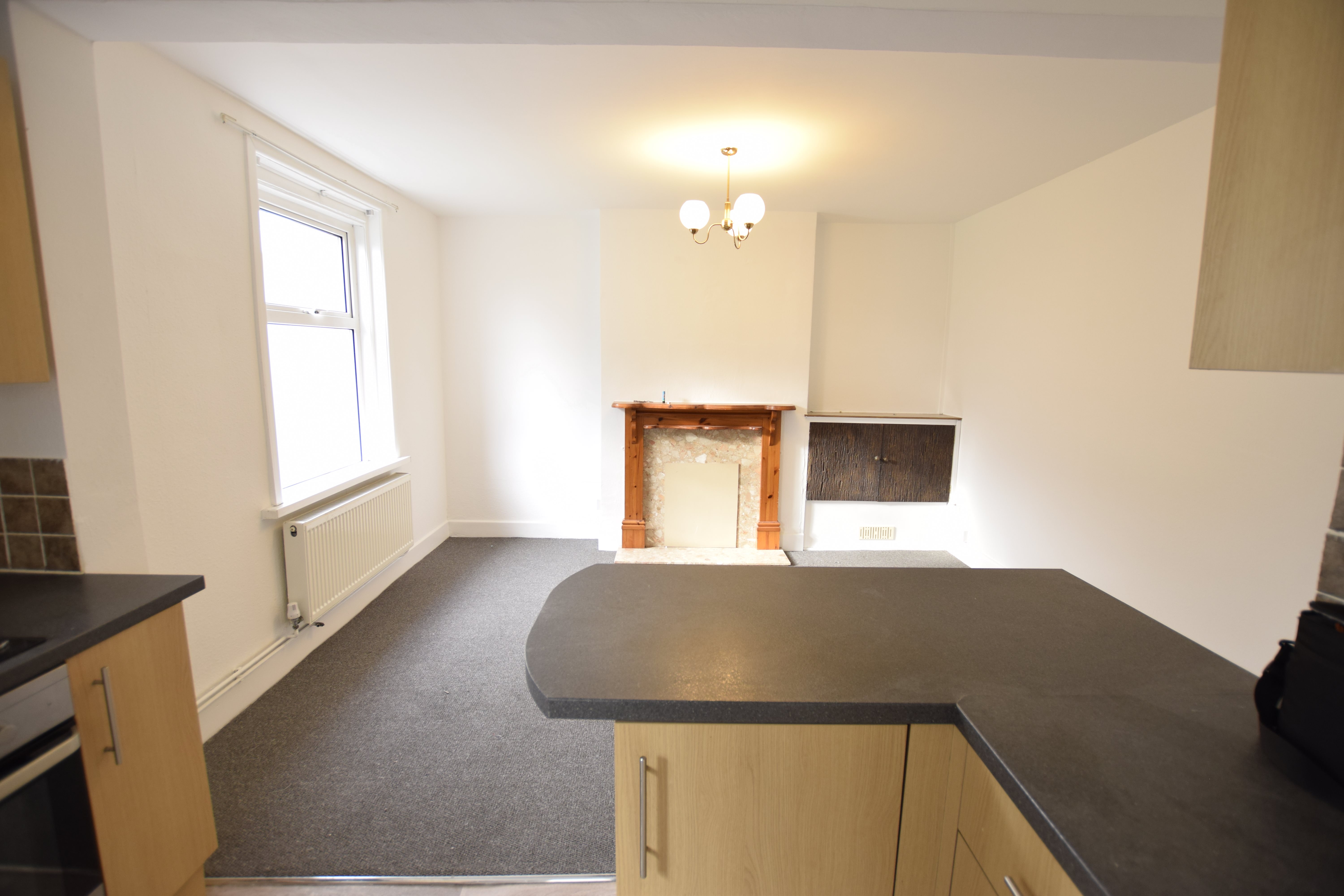 3 bed house to rent in Shelbourne Road, Charminster, BH8 6