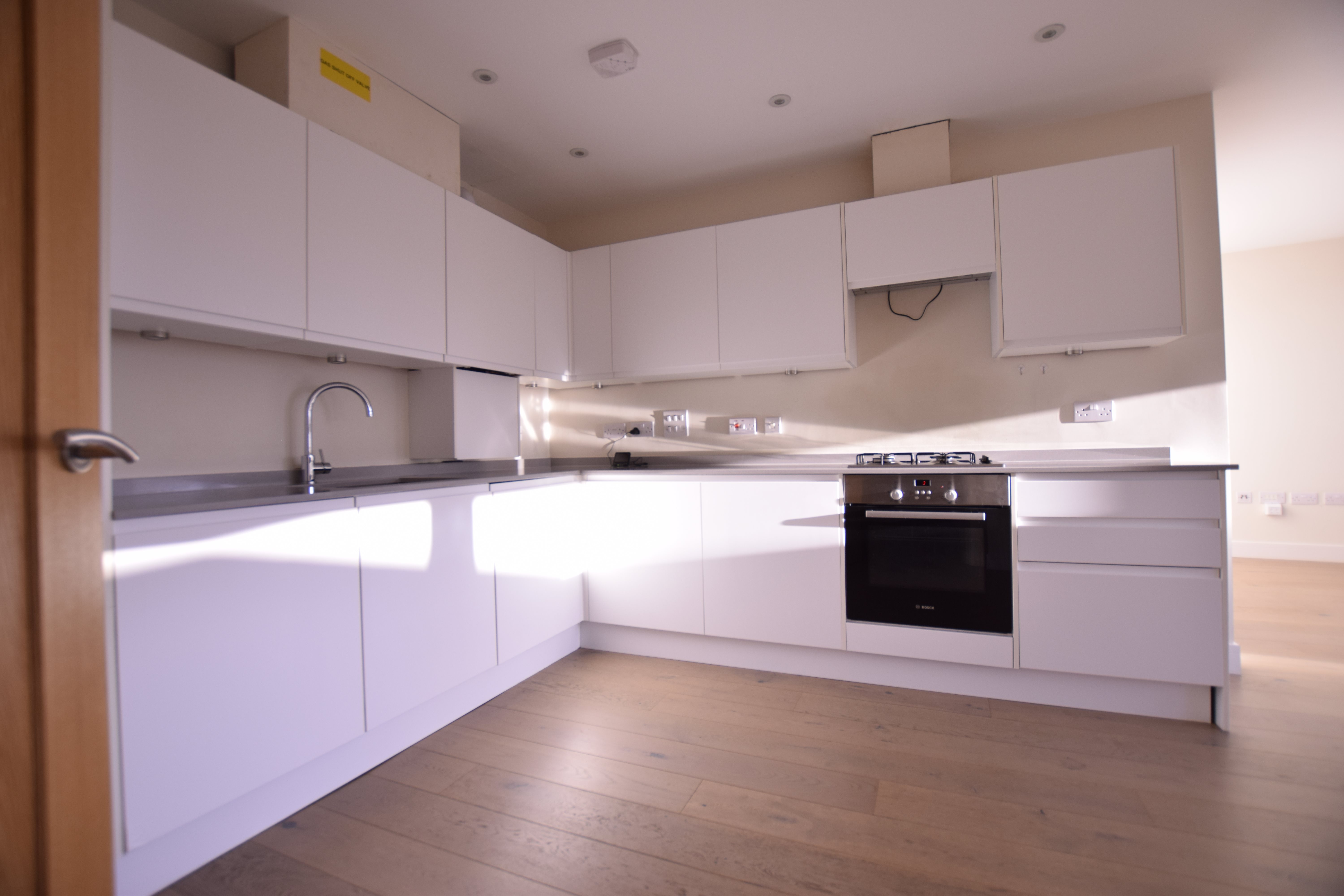 2 bed flat to rent in Post Office Road, Bournemouth, BH1 2