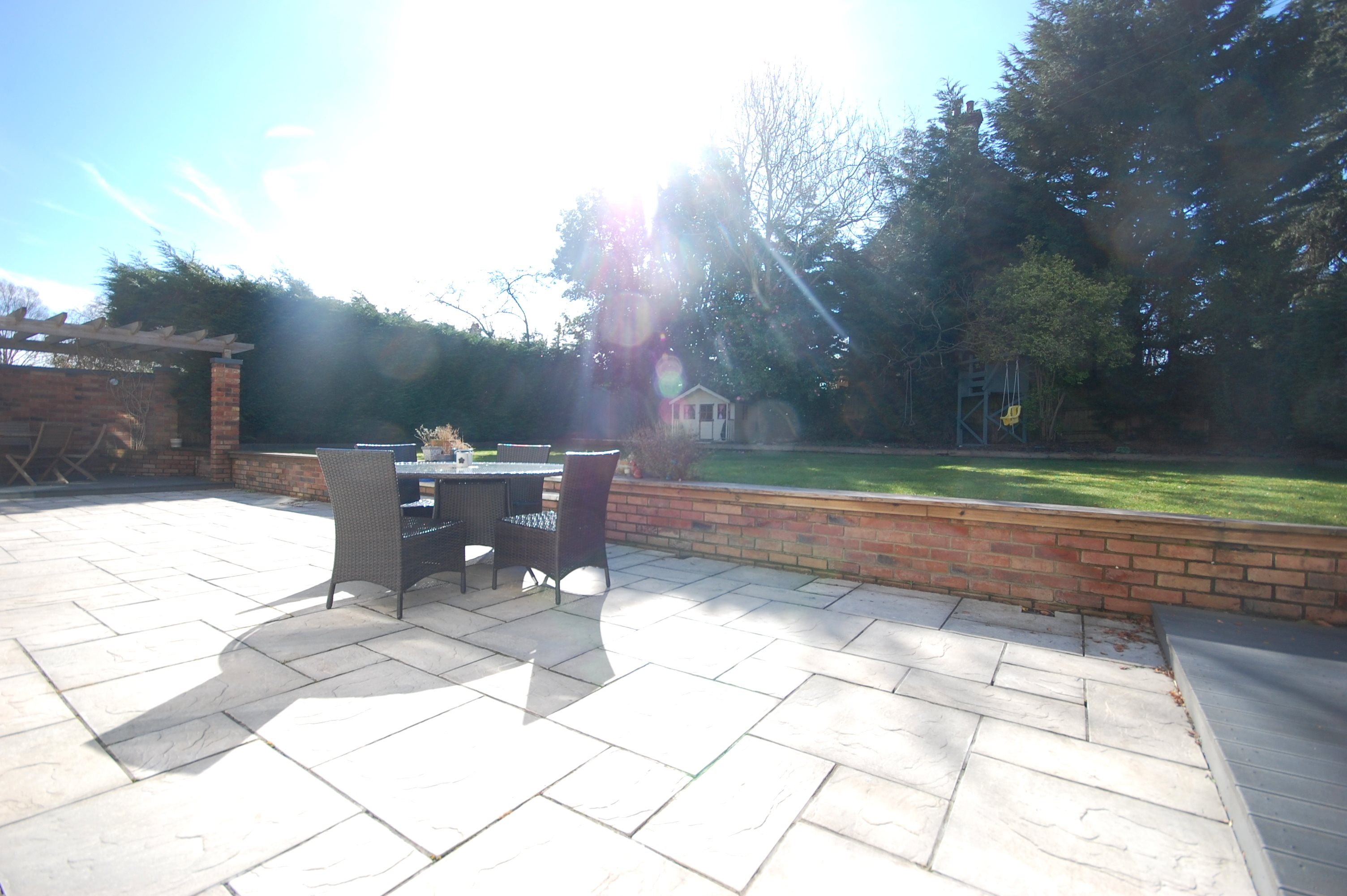 5 bed house to rent in Queens Park South Drive, Queens Park, BH8 18