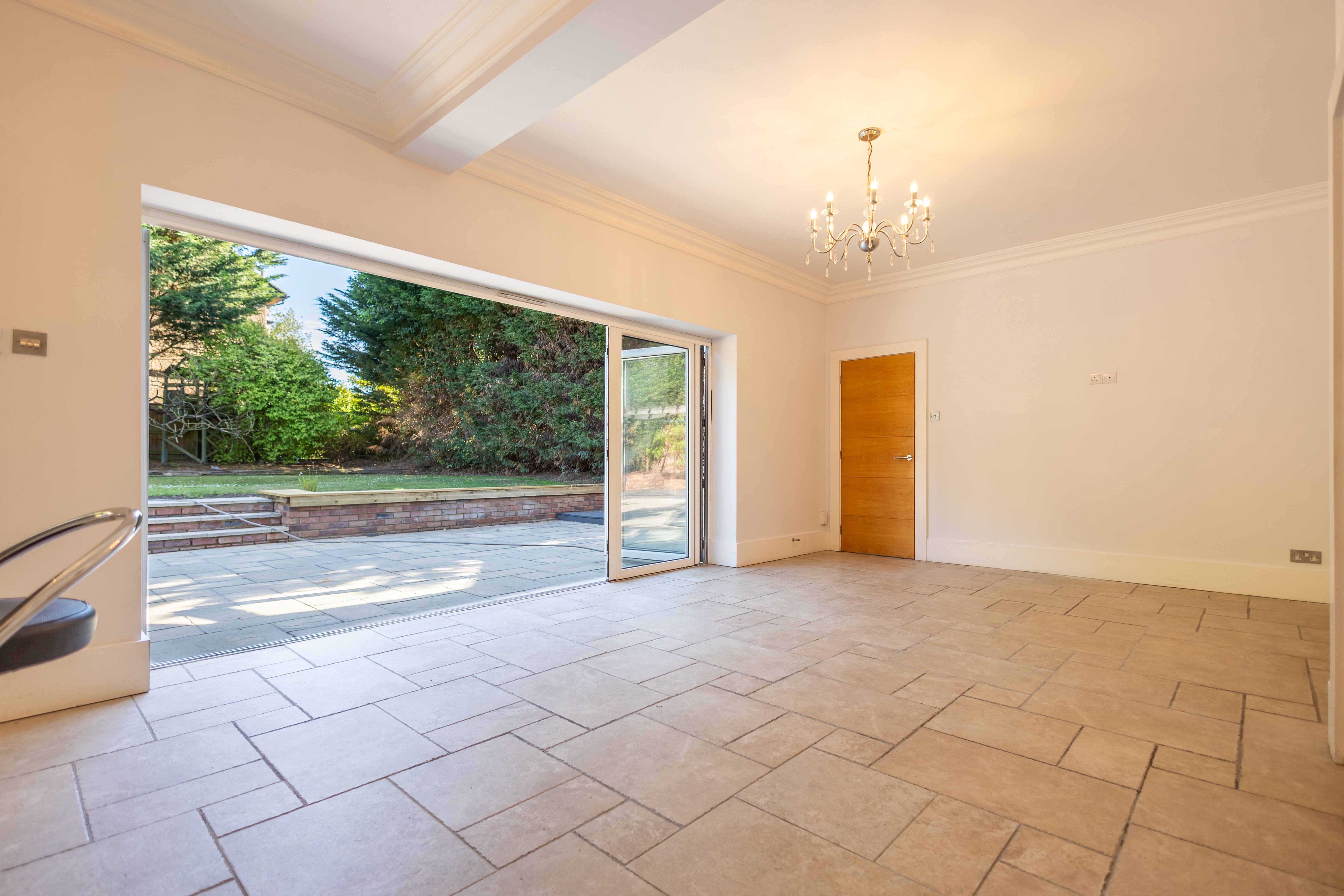 5 bed house to rent in Queens Park South Drive, Queens Park, BH8 8