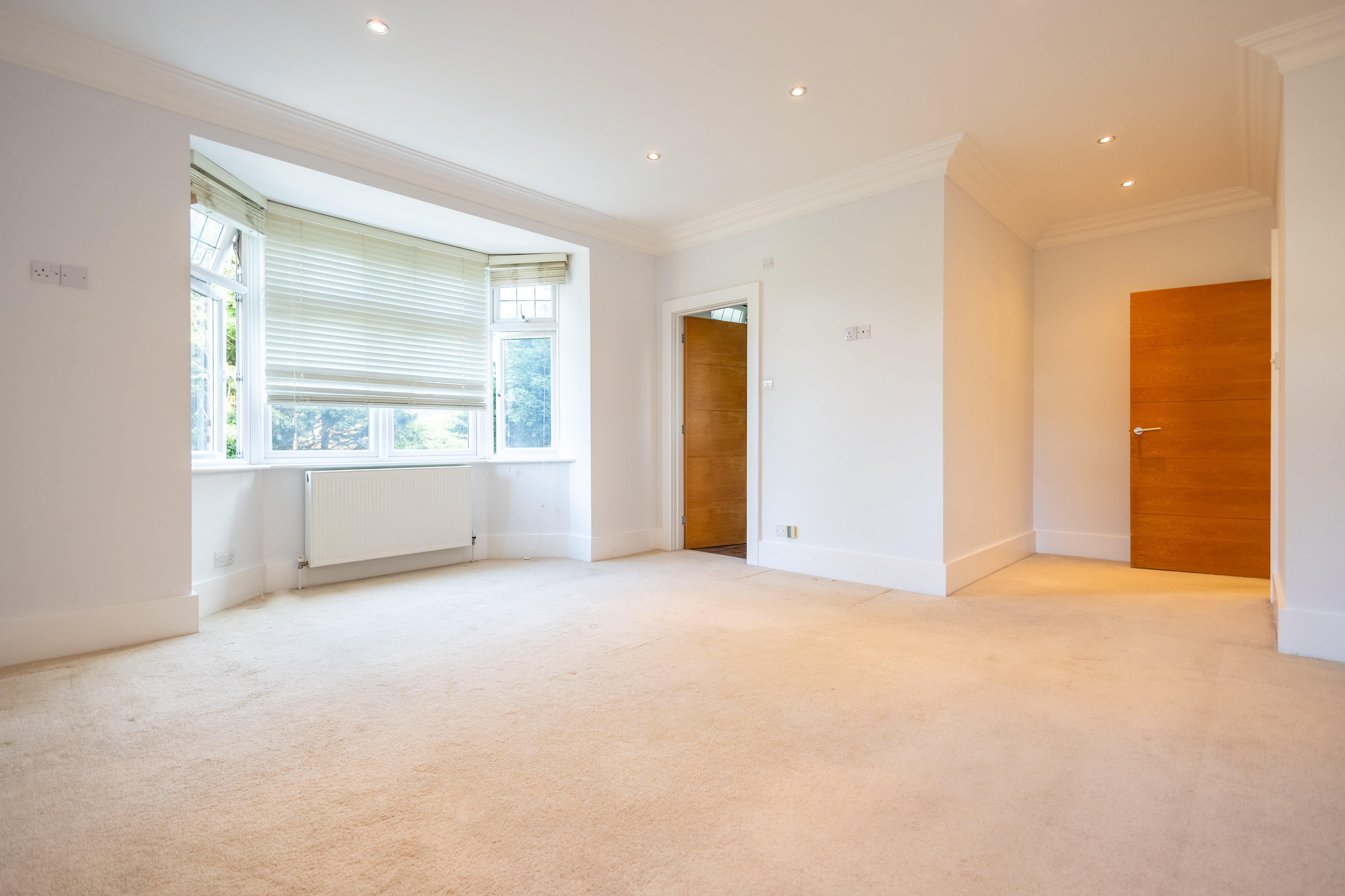 5 bed house to rent in Queens Park South Drive, Queens Park, BH8 21