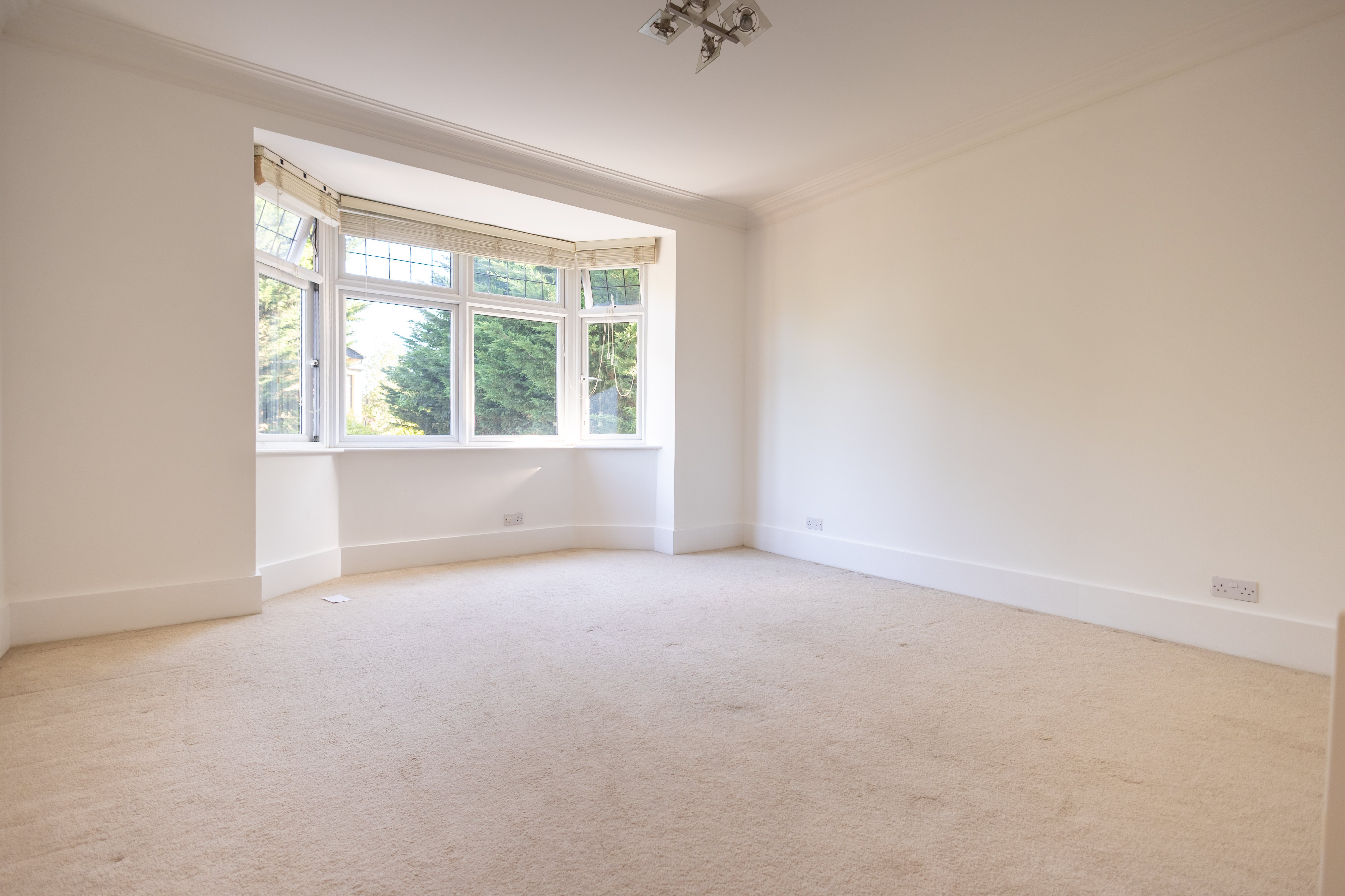 5 bed house to rent in Queens Park South Drive, Queens Park, BH8 25