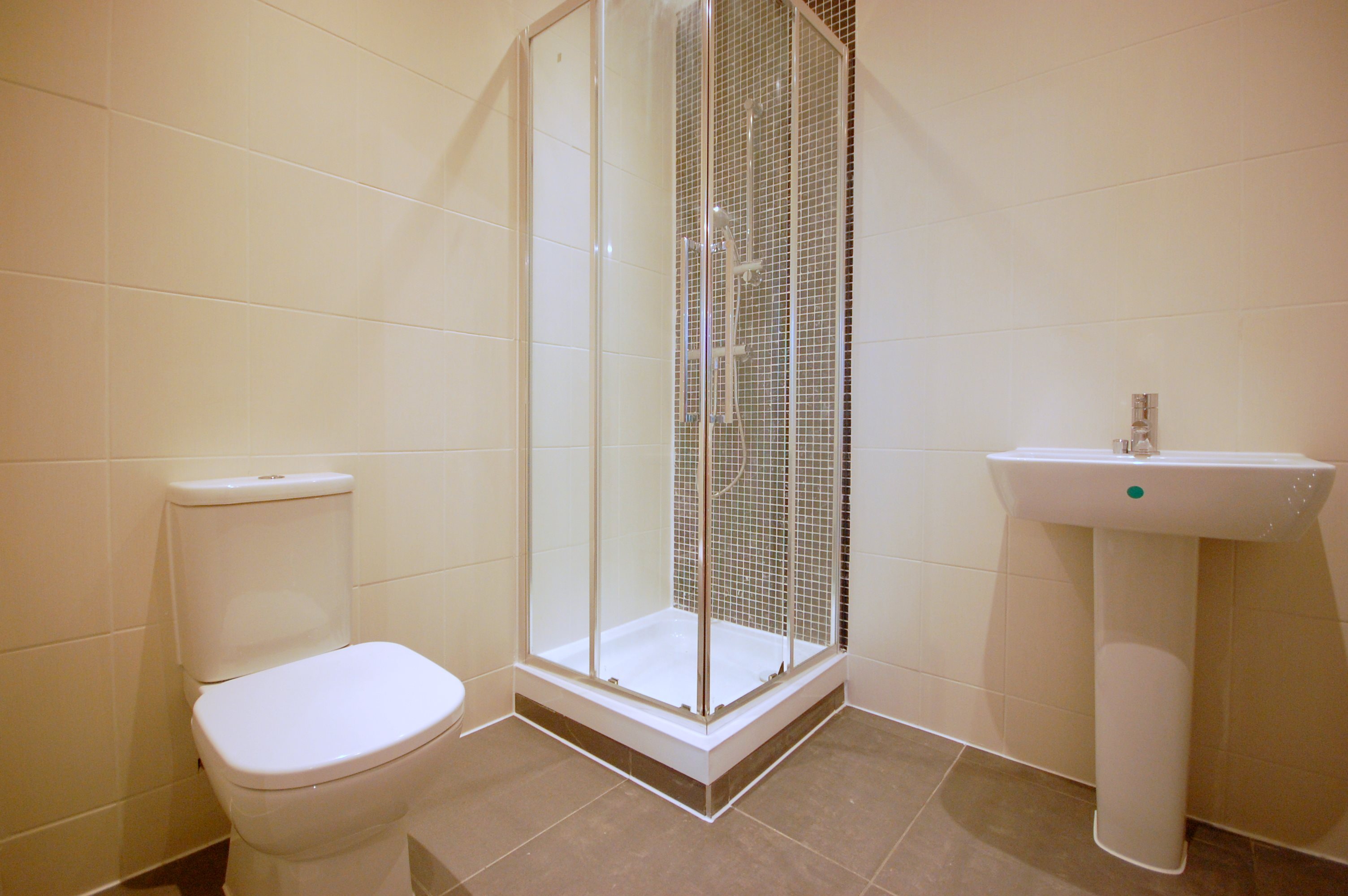 Studio flat to rent in St Peters Road, Bournemouth  - Property Image 3