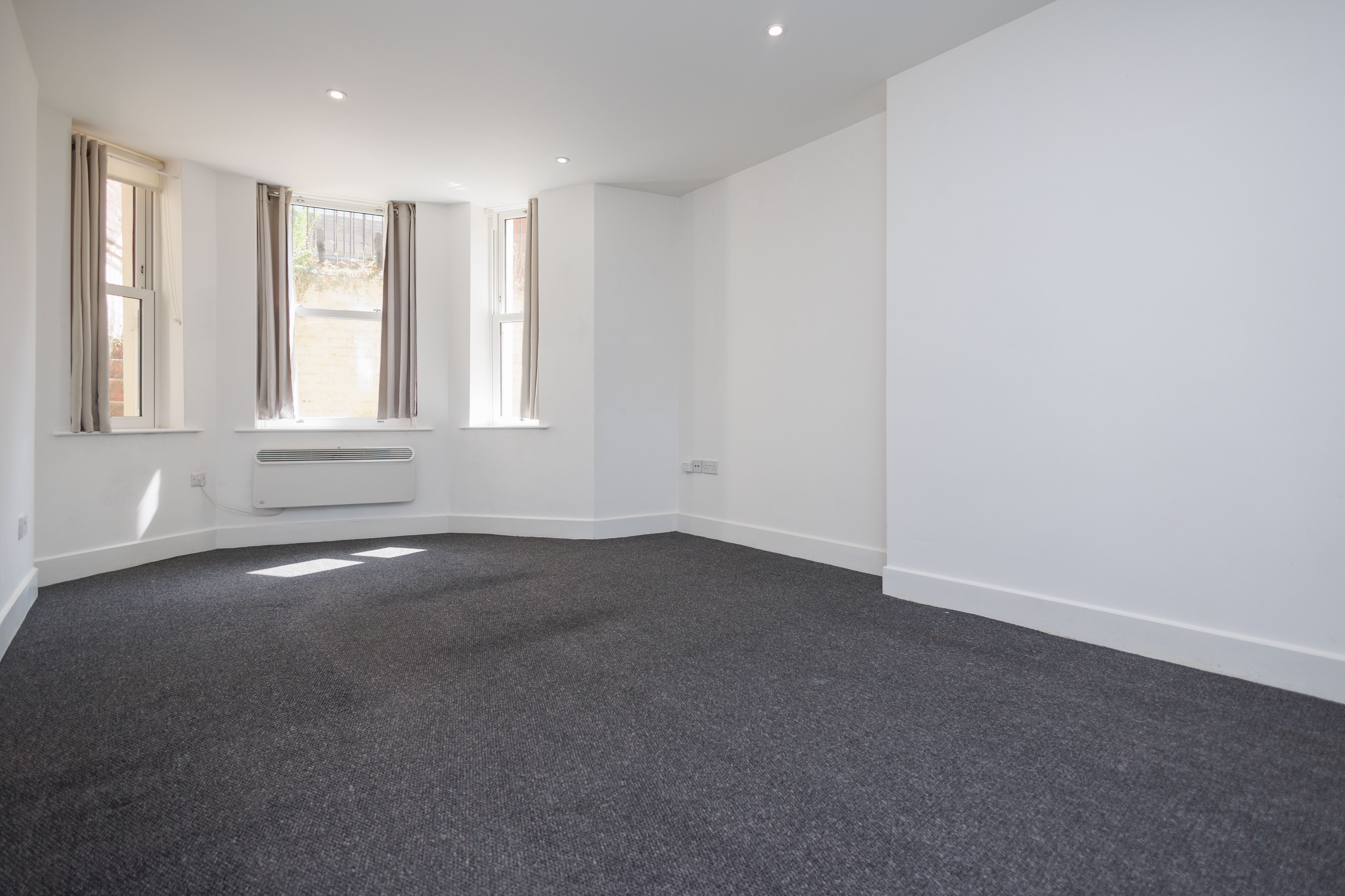1 bed flat to rent in St Peters Road, Bournemouth, BH1  - Property Image 6