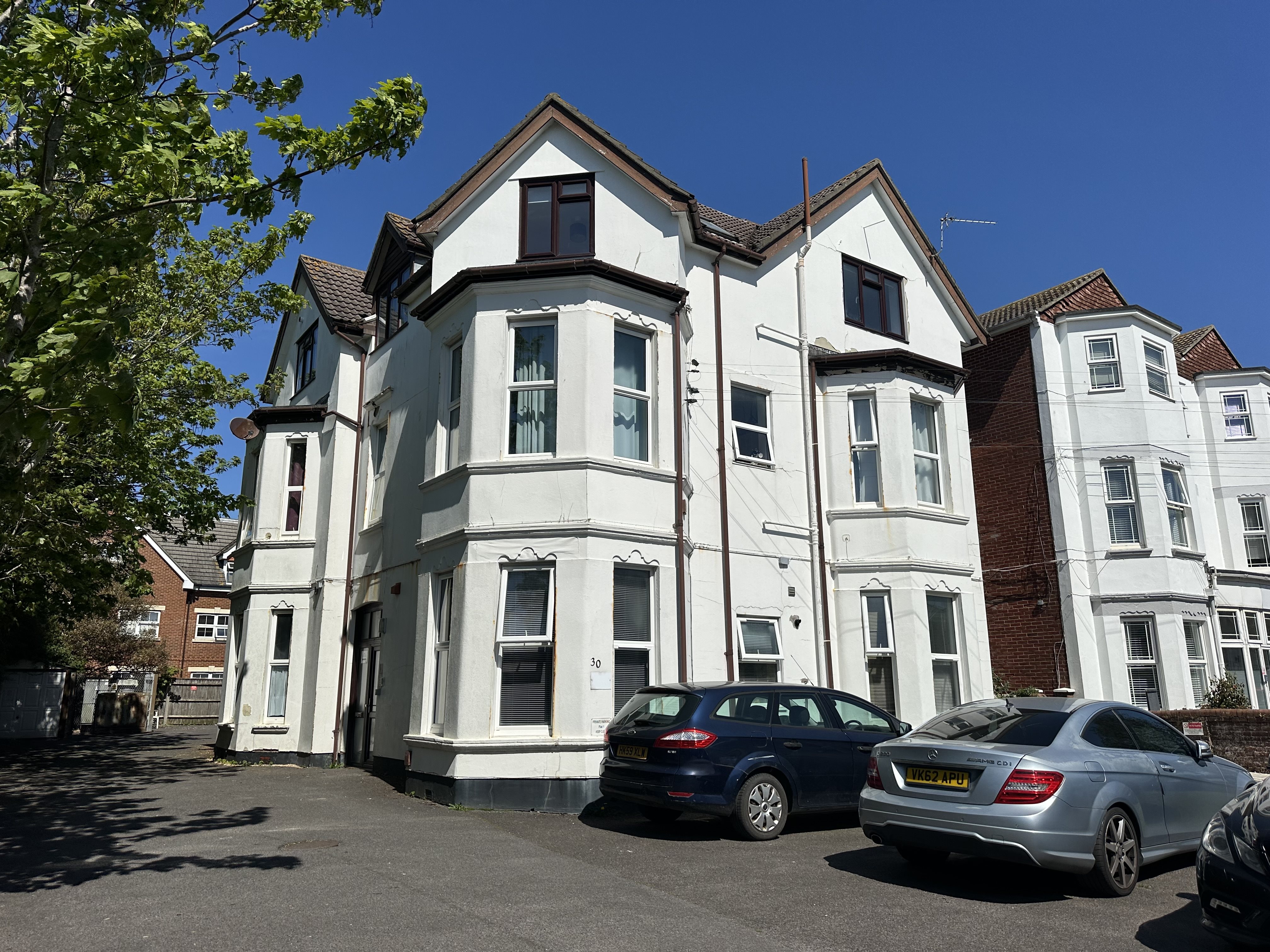 1 bed flat to rent in Florence Road, Bournemouth, BH5 6