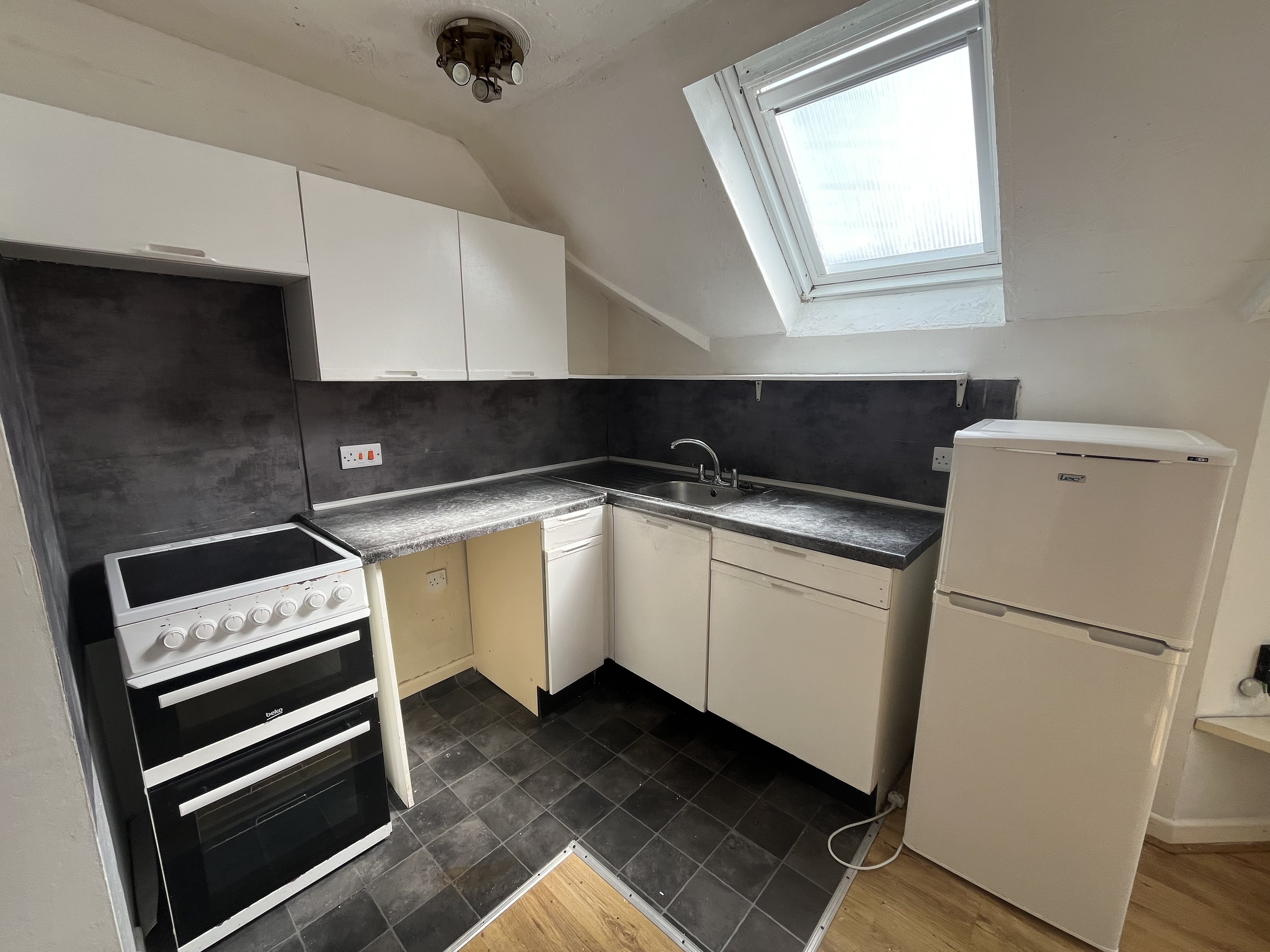 1 bed flat to rent in Florence Road, Bournemouth, BH5  - Property Image 3