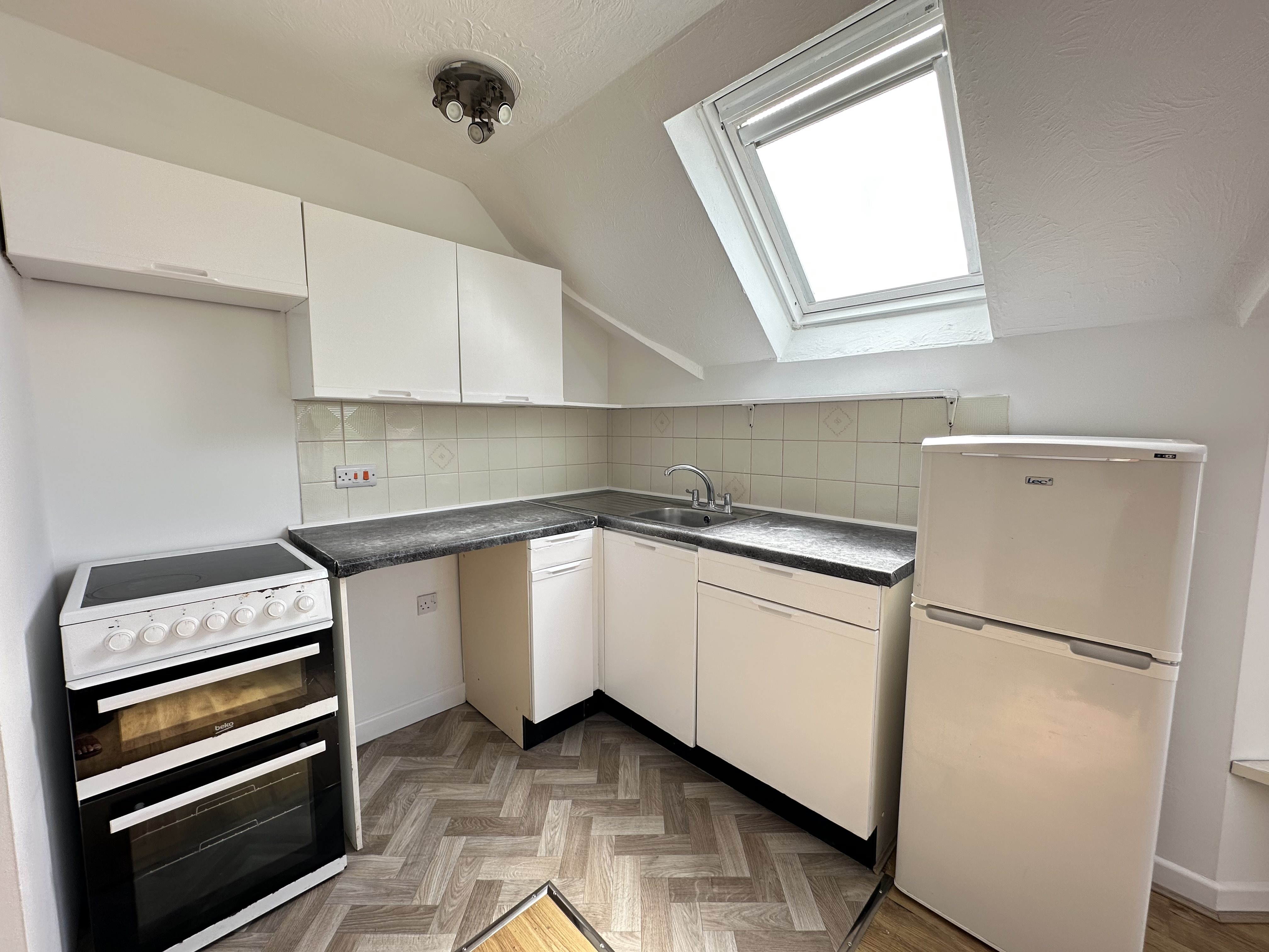 1 bed flat to rent in Florence Road, Bournemouth, BH5  - Property Image 3