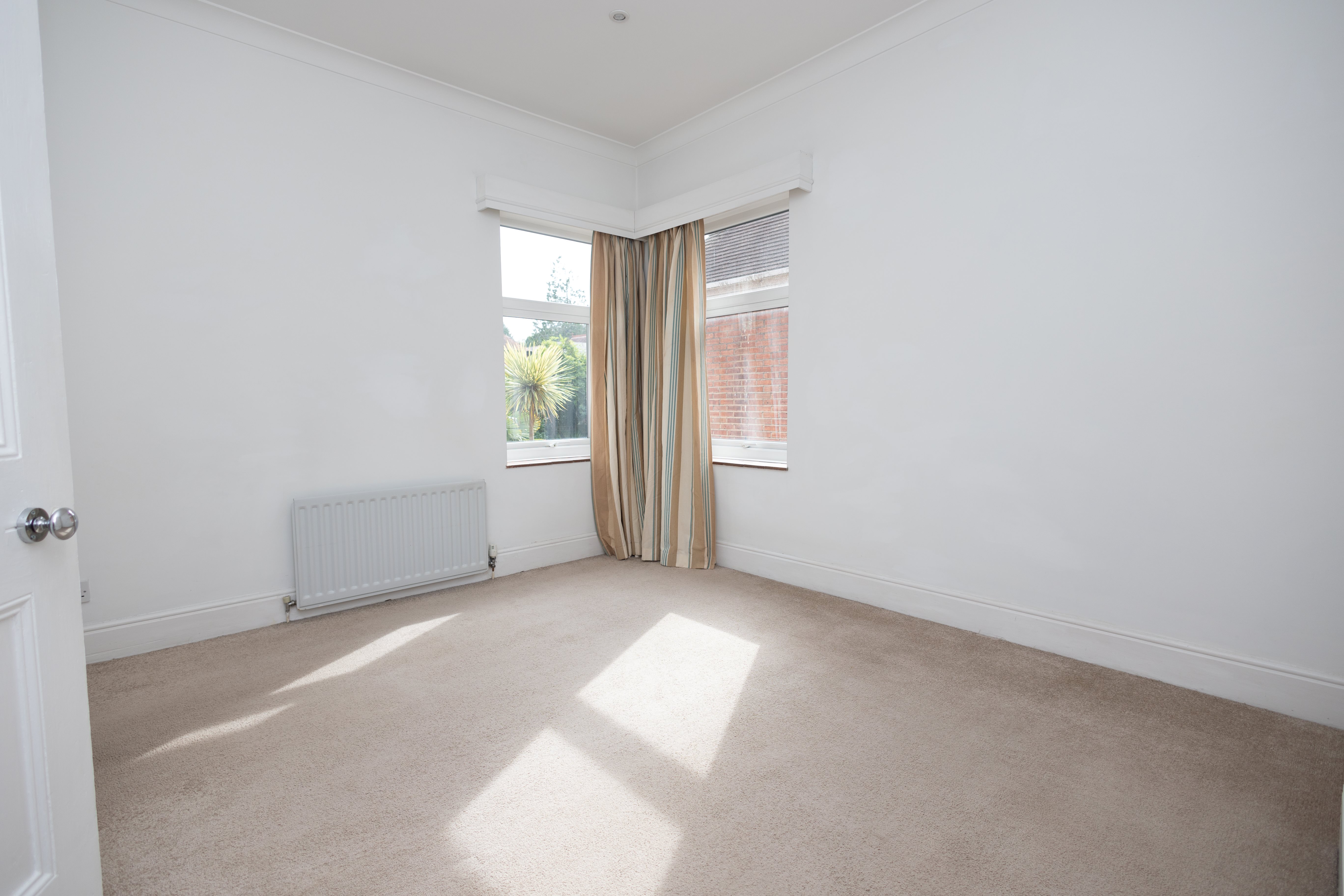3 bed house to rent in Parkstone Avenue, Penn Hill, BH14 13