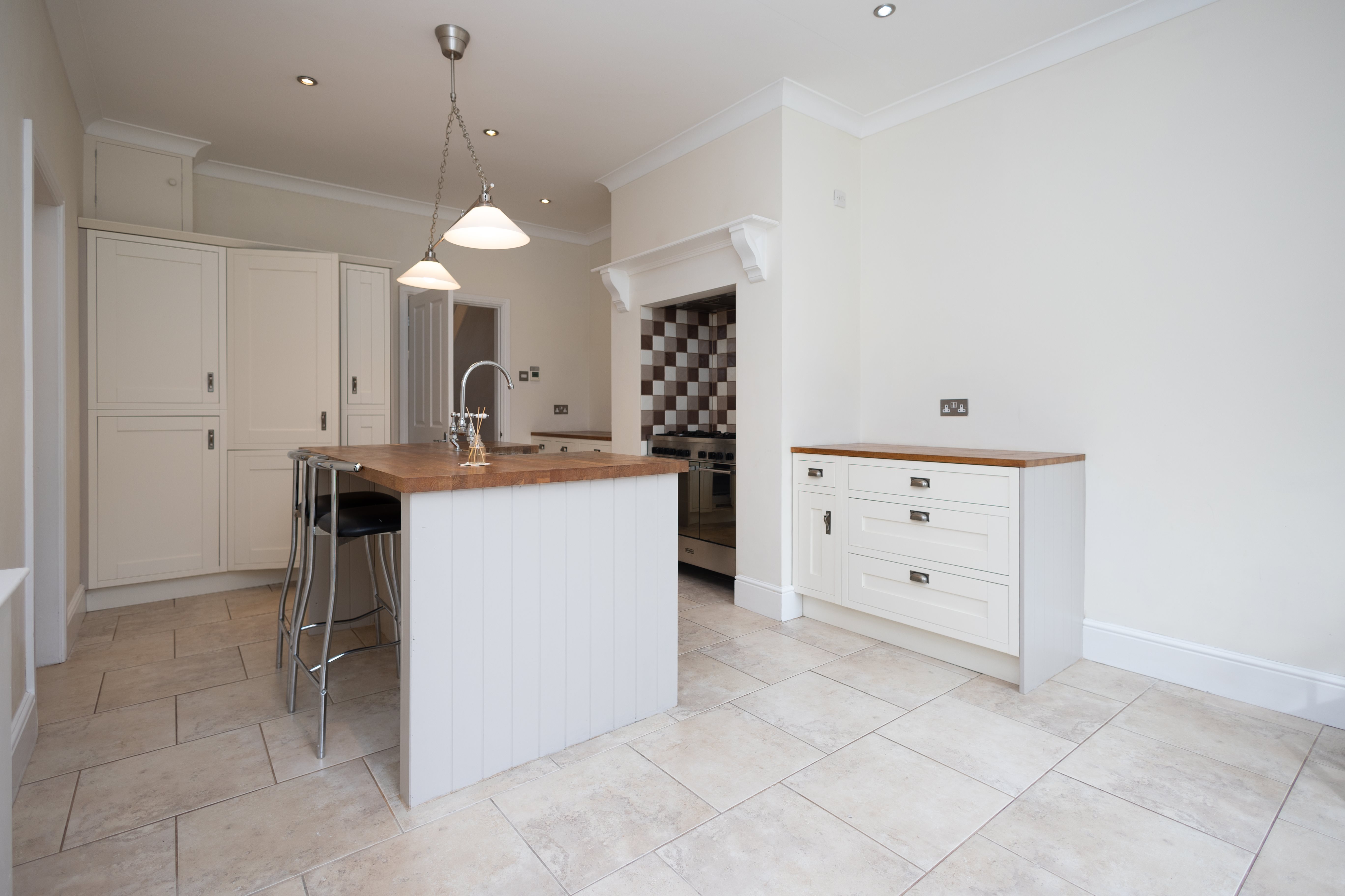 3 bed house to rent in Parkstone Avenue, Penn Hill, BH14 4