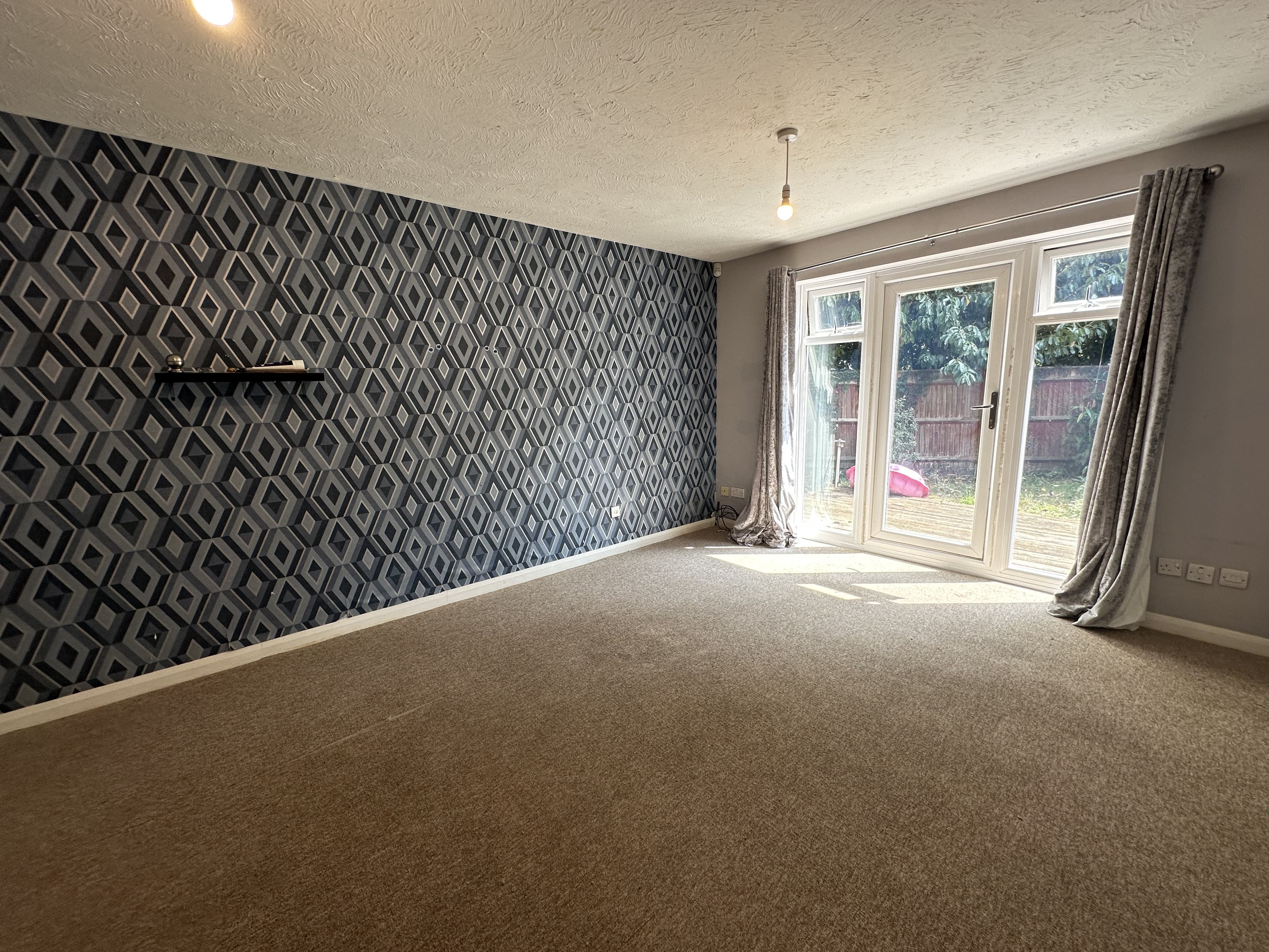 2 bed house to rent in Amberwood, Ferndown, BH22  - Property Image 5