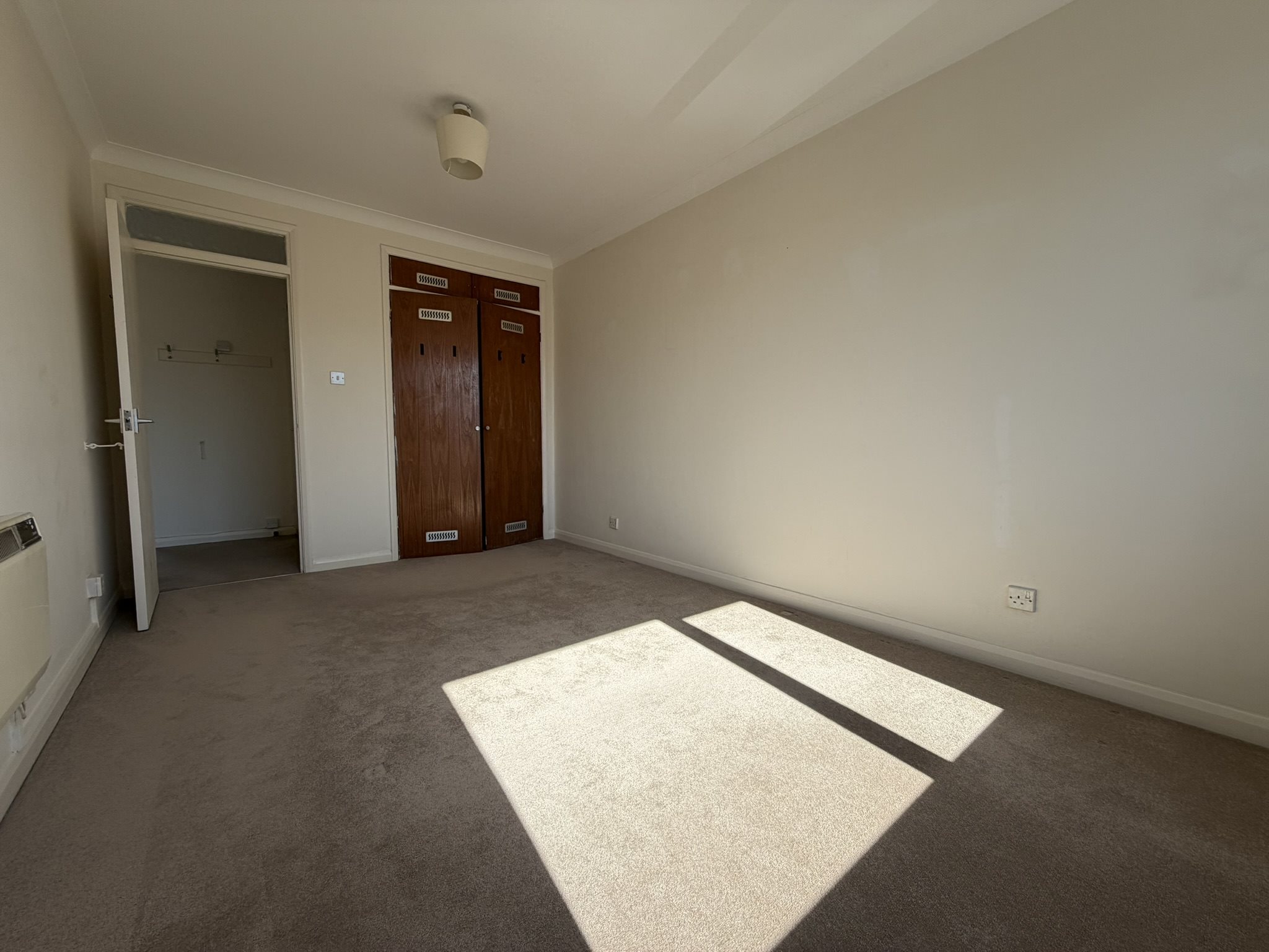 1 bed flat to rent in Southcote Road, Bournemouth 6