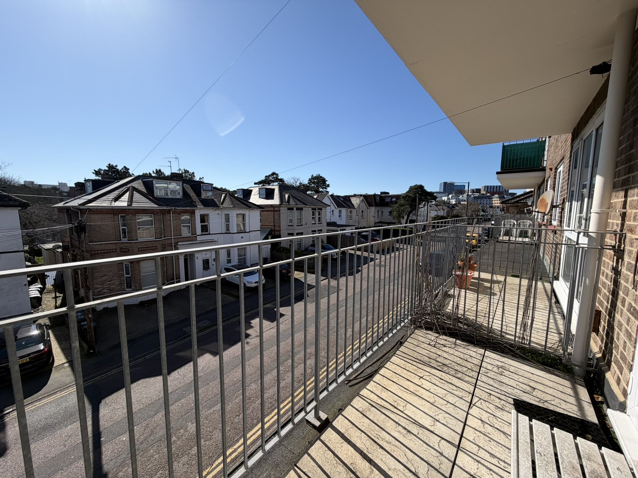 1 bed flat to rent in Southcote Road, Bournemouth - Property Image 1