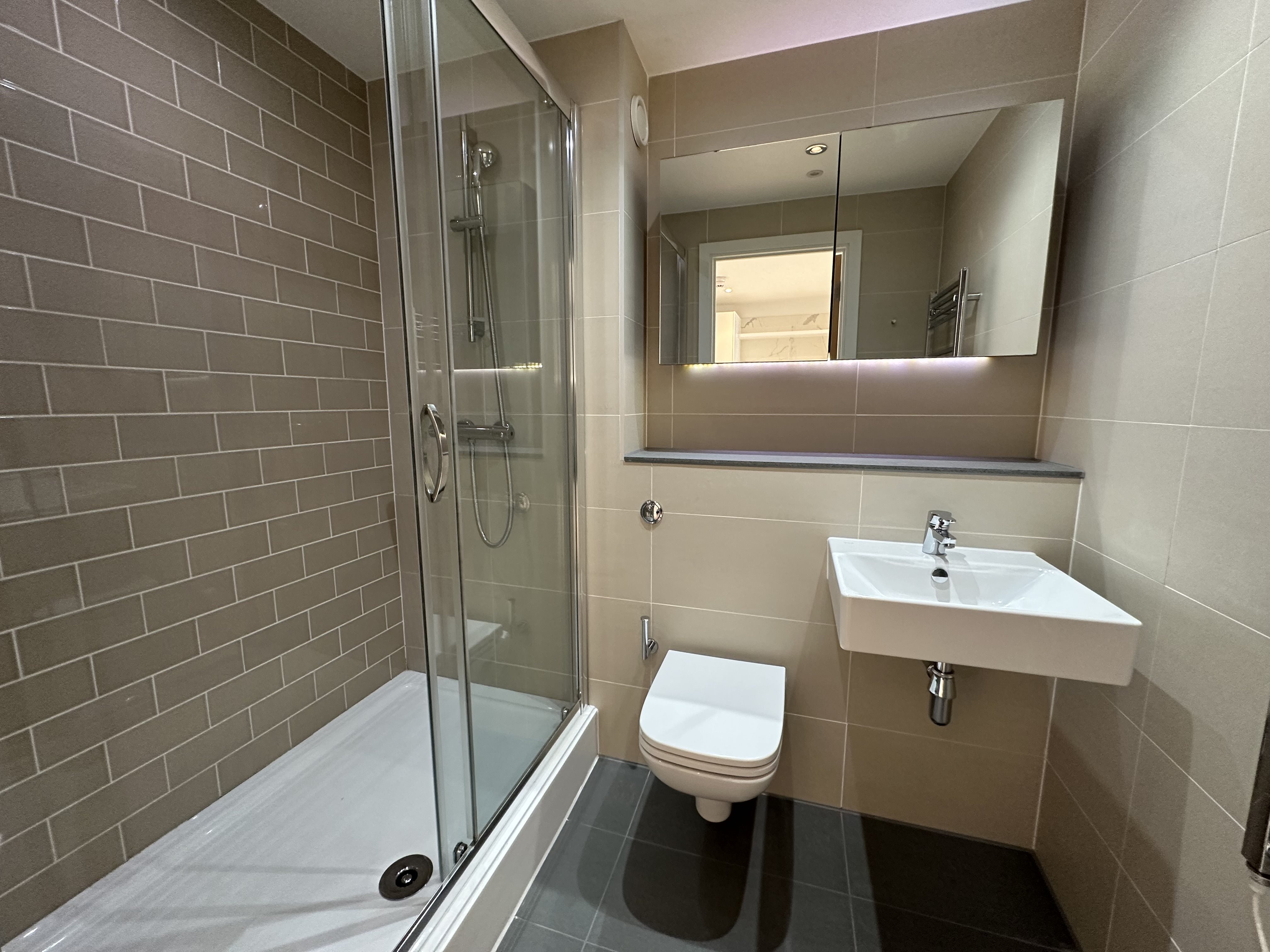 1 bed flat to rent in Holdenhurst Road, , BH8 2