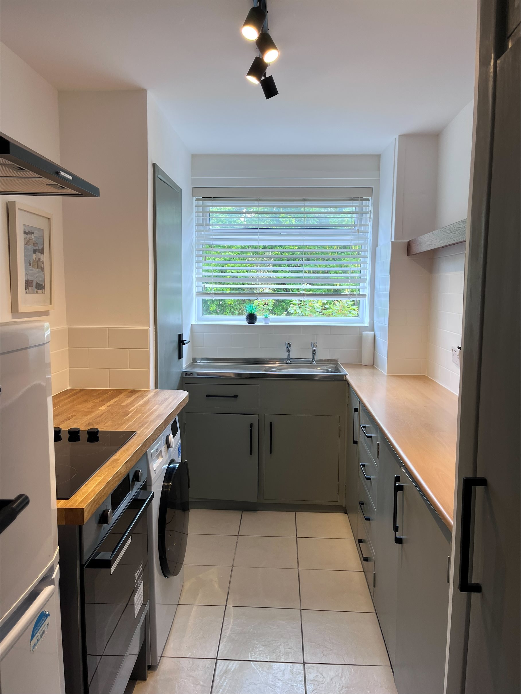1 bed flat to rent in Bournemouth Road, , BH14  - Property Image 2