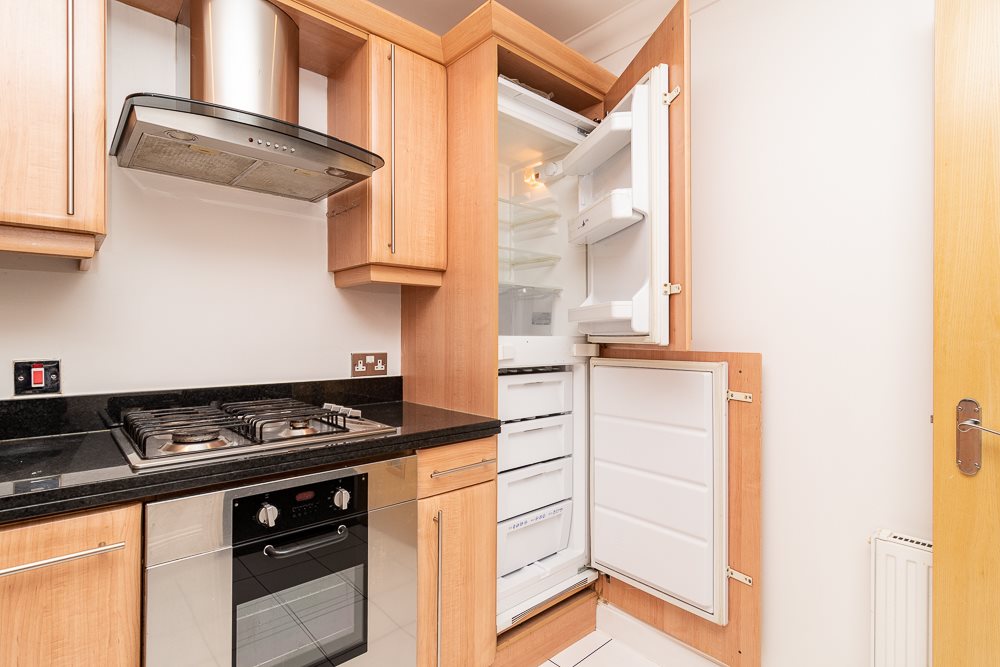 2 bed flat to rent in Wimborne Road, Bournemouth, BH2  - Property Image 6