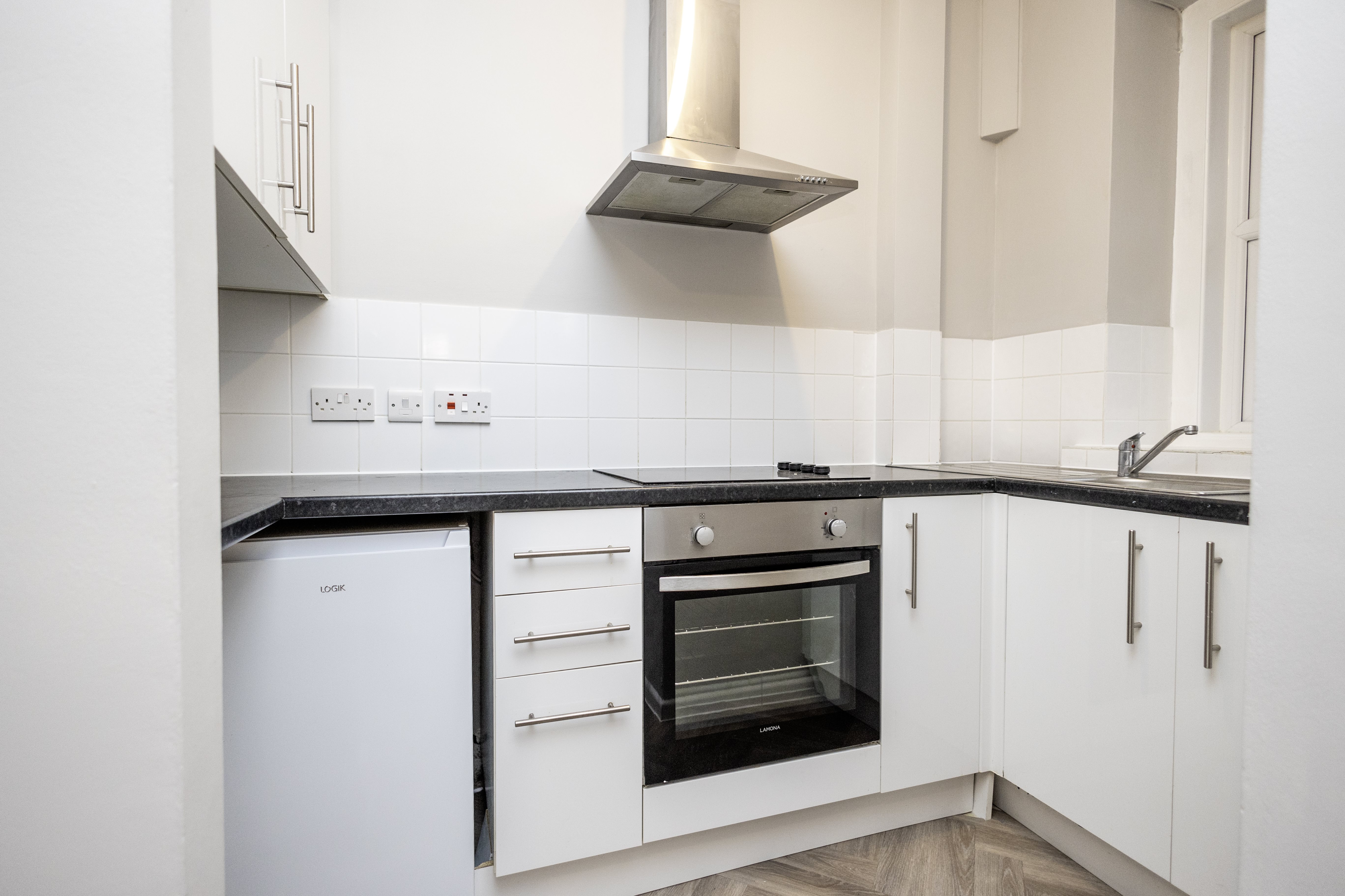 1 bed studio flat to rent in Richmond Hill, Bournemouth, BH2 1