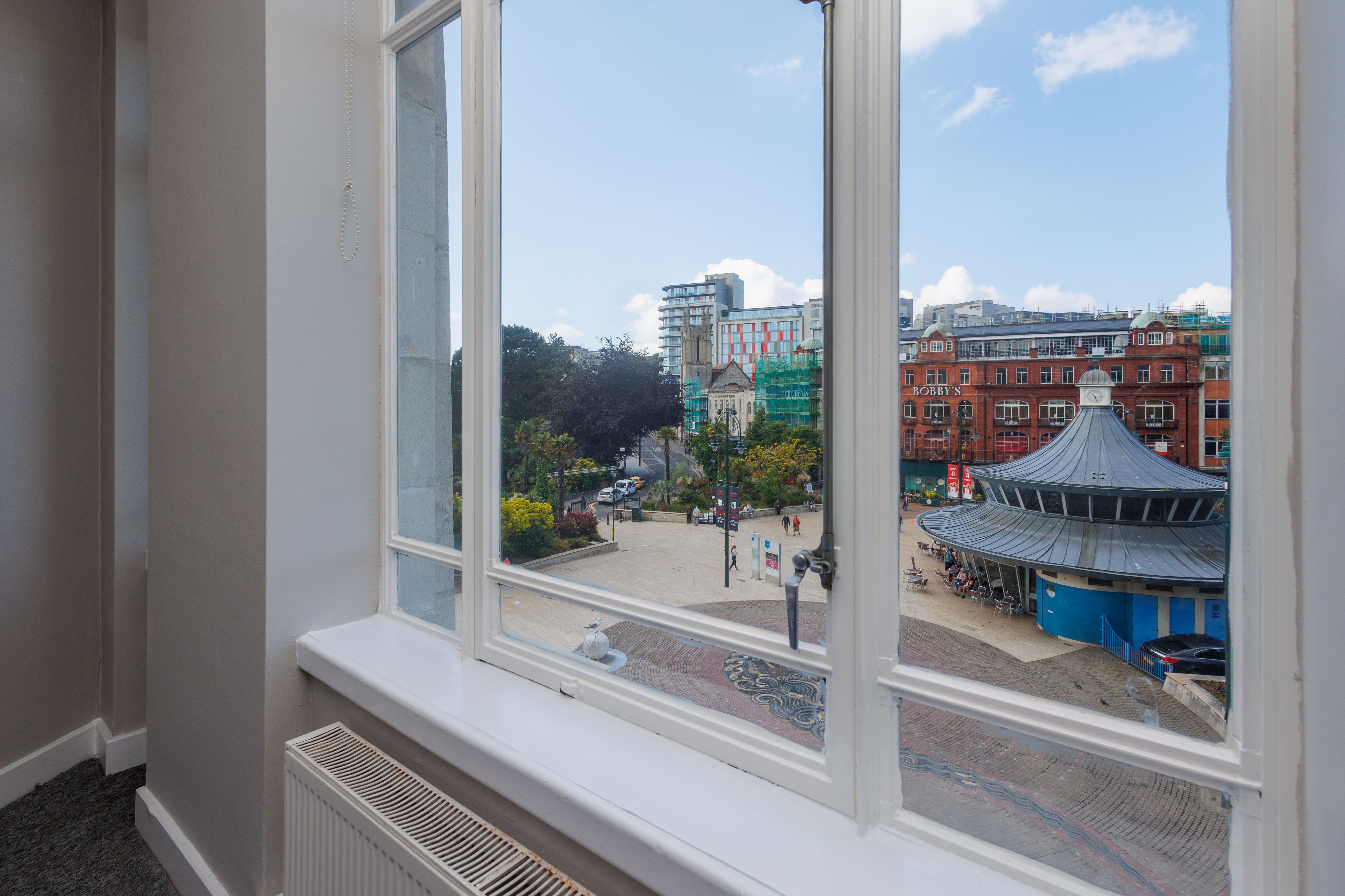 2 bed flat to rent in Richmond Hill, Bournemouth, BH2 9
