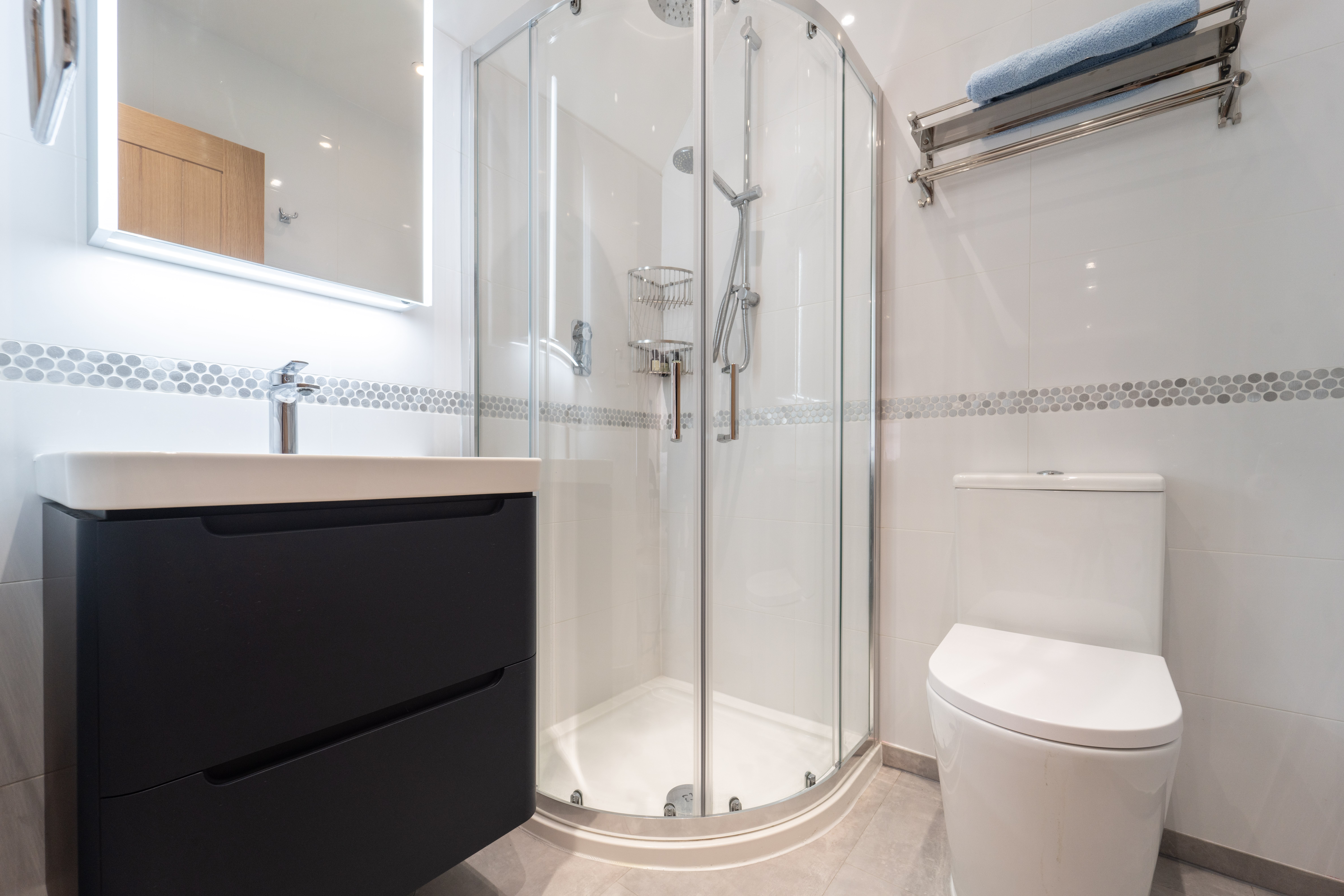 2 bed flat to rent in Denewood Road, Bournemouth, BH4  - Property Image 9