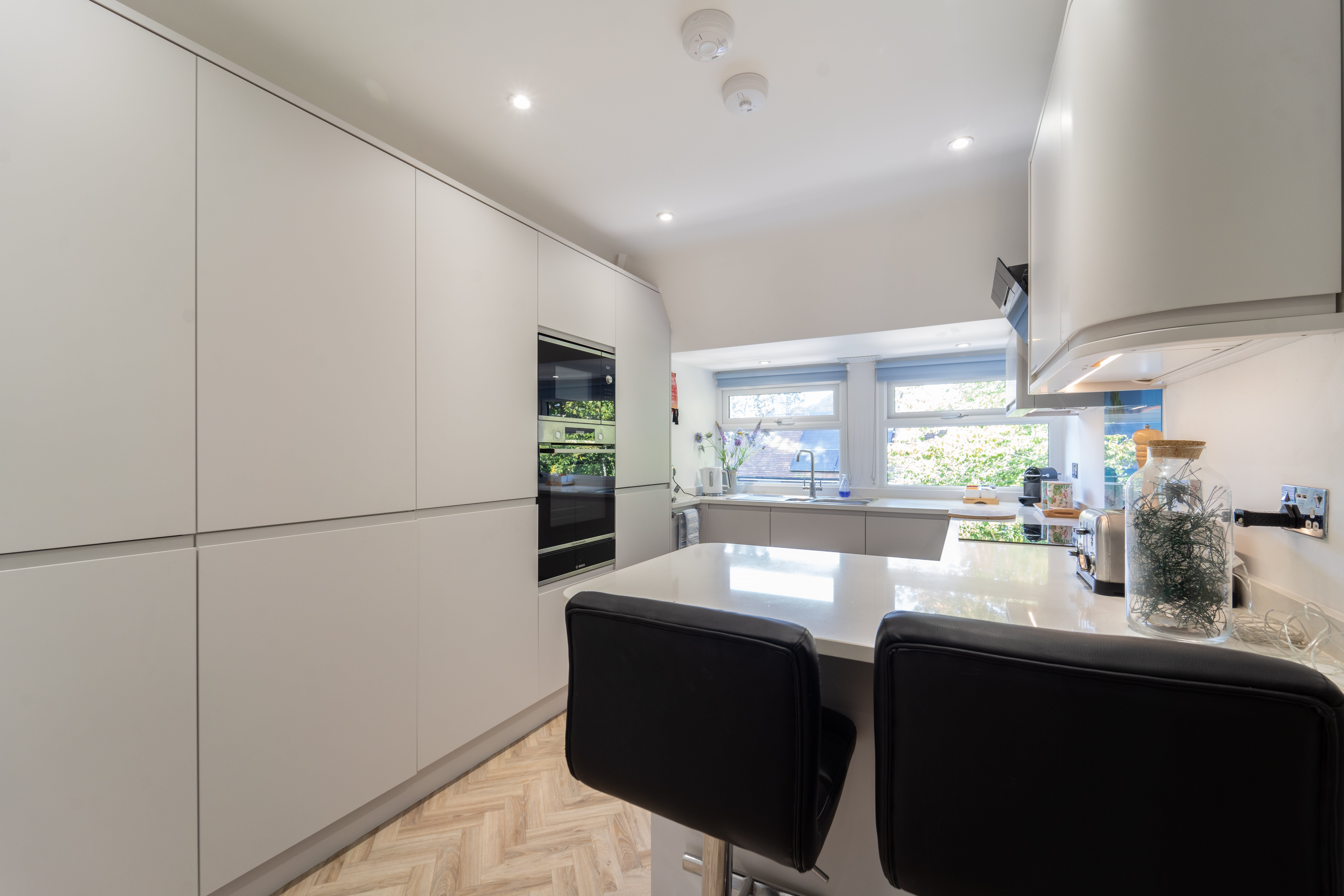 2 bed flat to rent in Denewood Road, Bournemouth, BH4