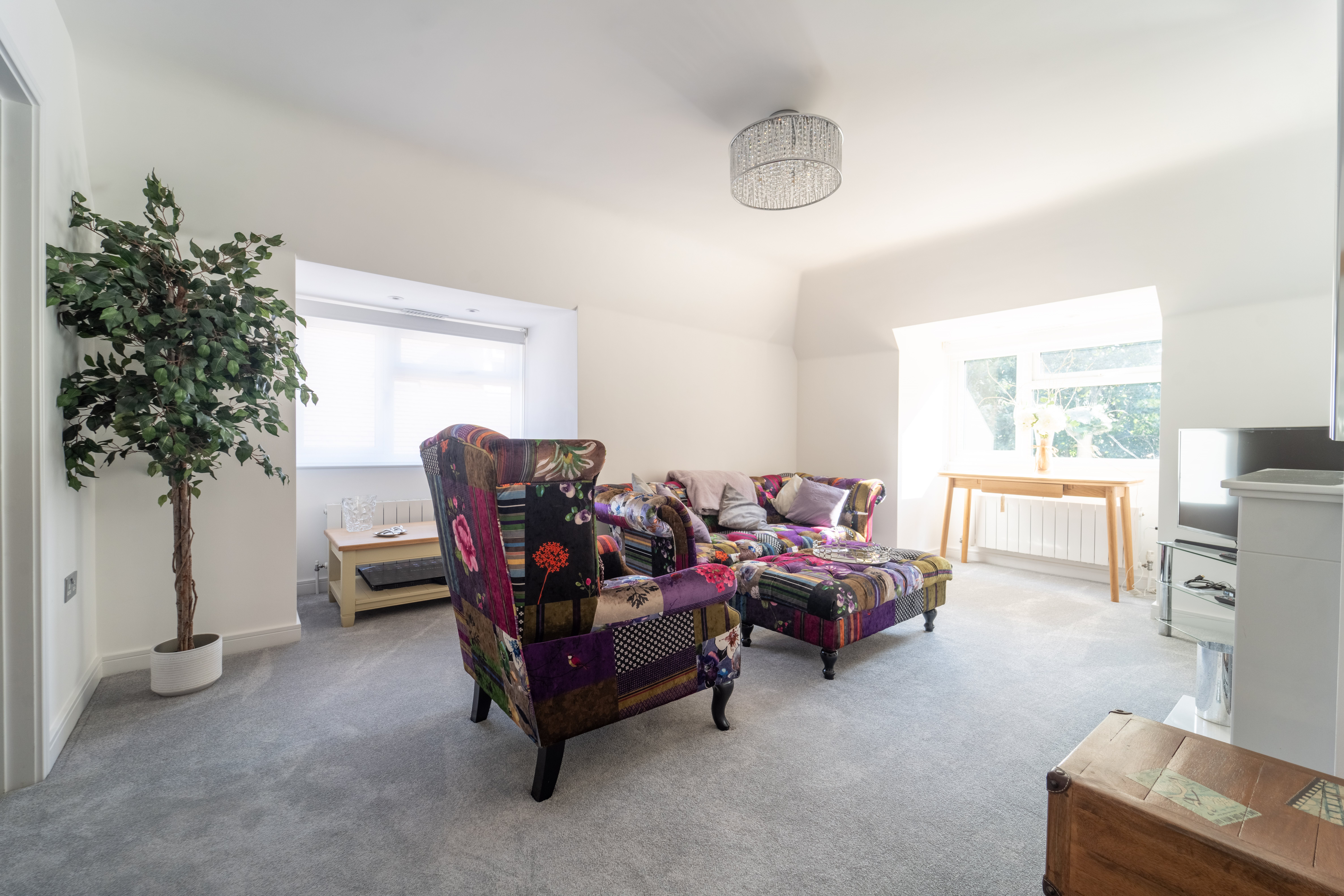2 bed flat to rent in Denewood Road, Bournemouth, BH4 1