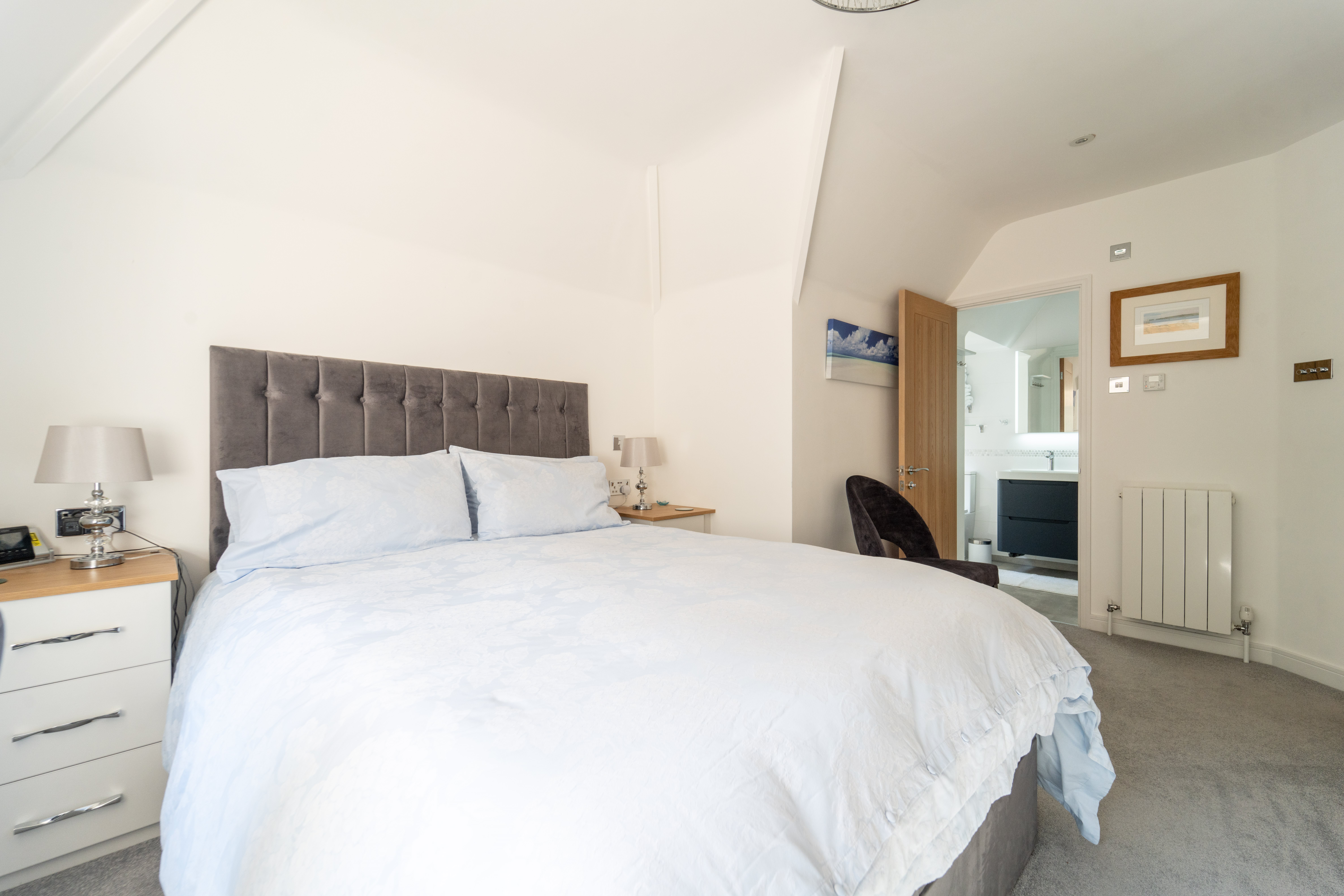 2 bed flat to rent in Denewood Road, Bournemouth, BH4 11