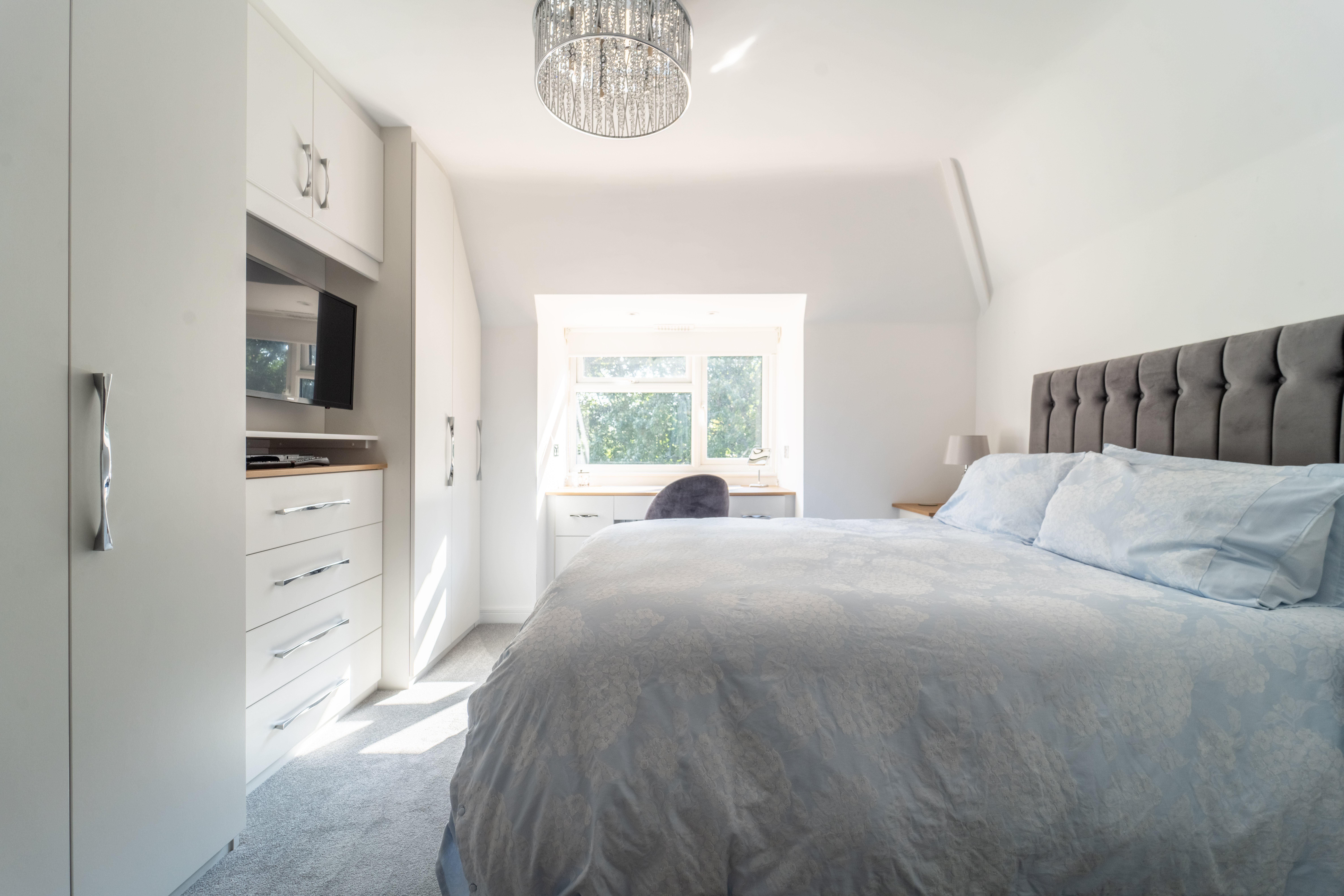 2 bed flat to rent in Denewood Road, Bournemouth, BH4 10
