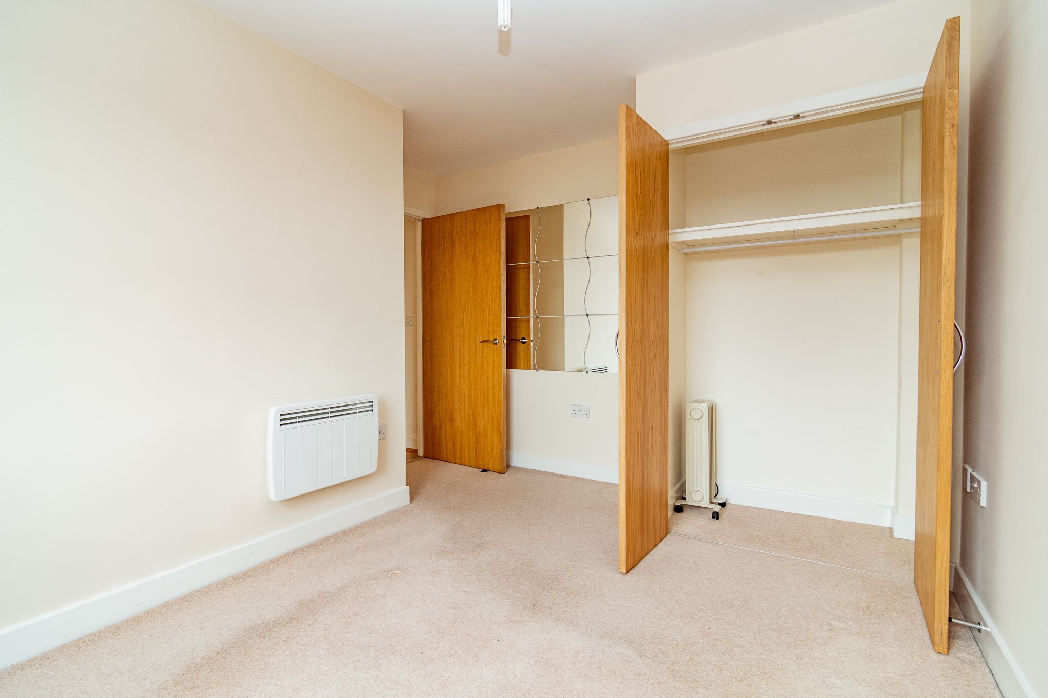 2 bed apartment to rent in Commercial Road, Bournemouth 6