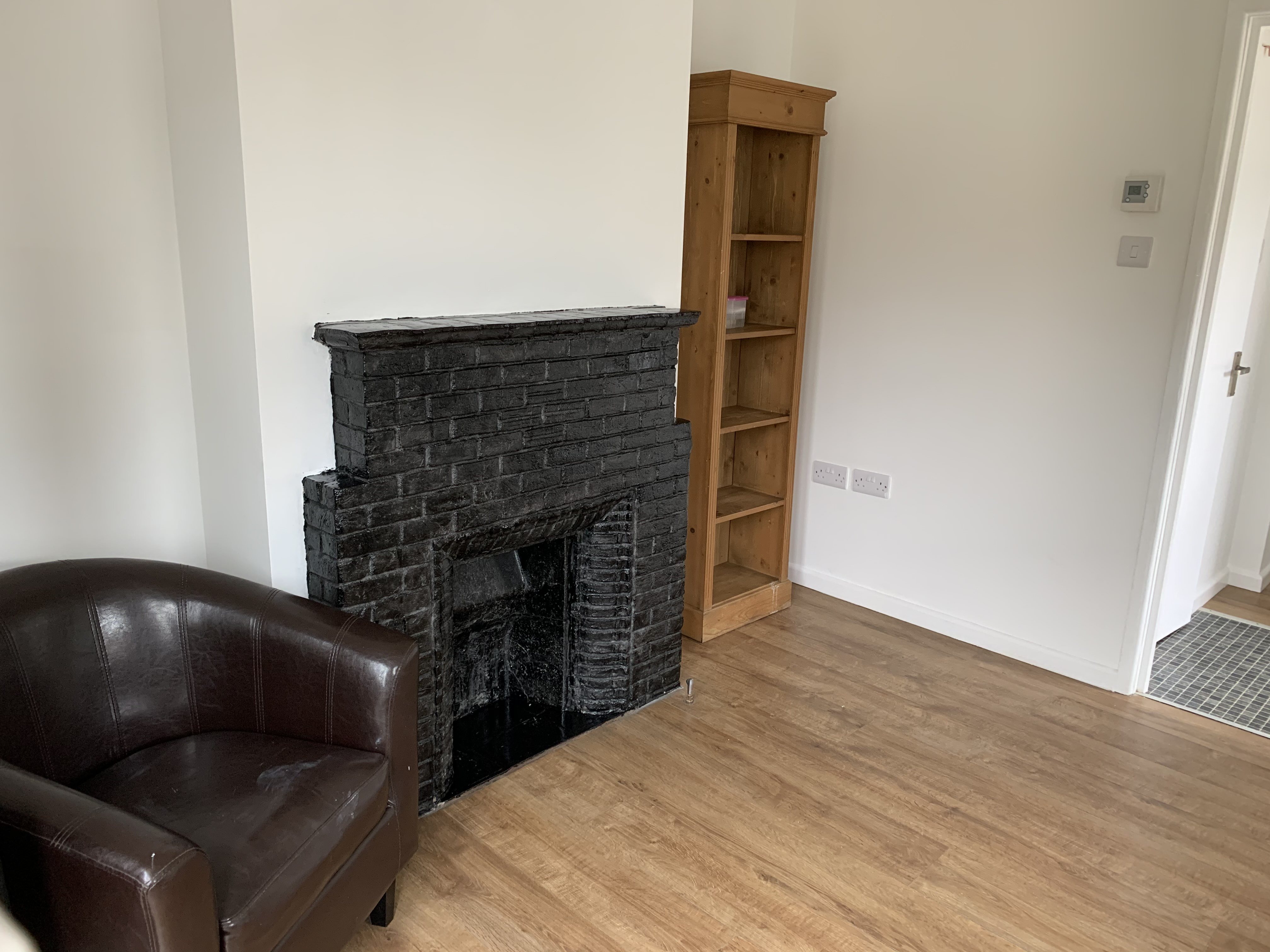 1 bed flat to rent in Bargates, Christchurch, BH23 1