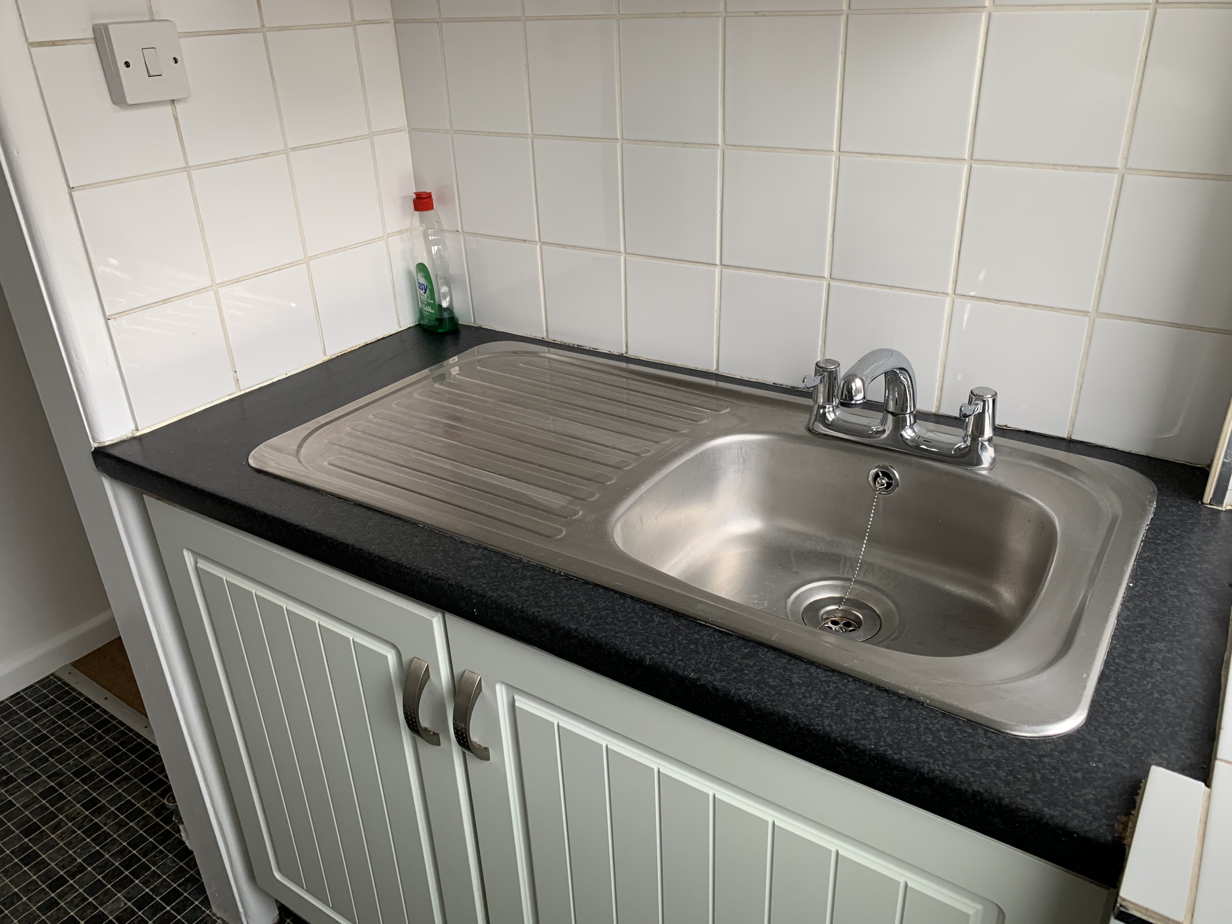 1 bed flat to rent in Bargates, Christchurch, BH23 4