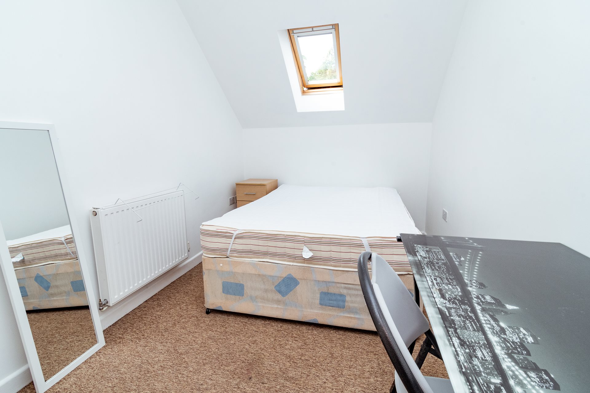 4 bed house to rent in Richards Close  - Property Image 5