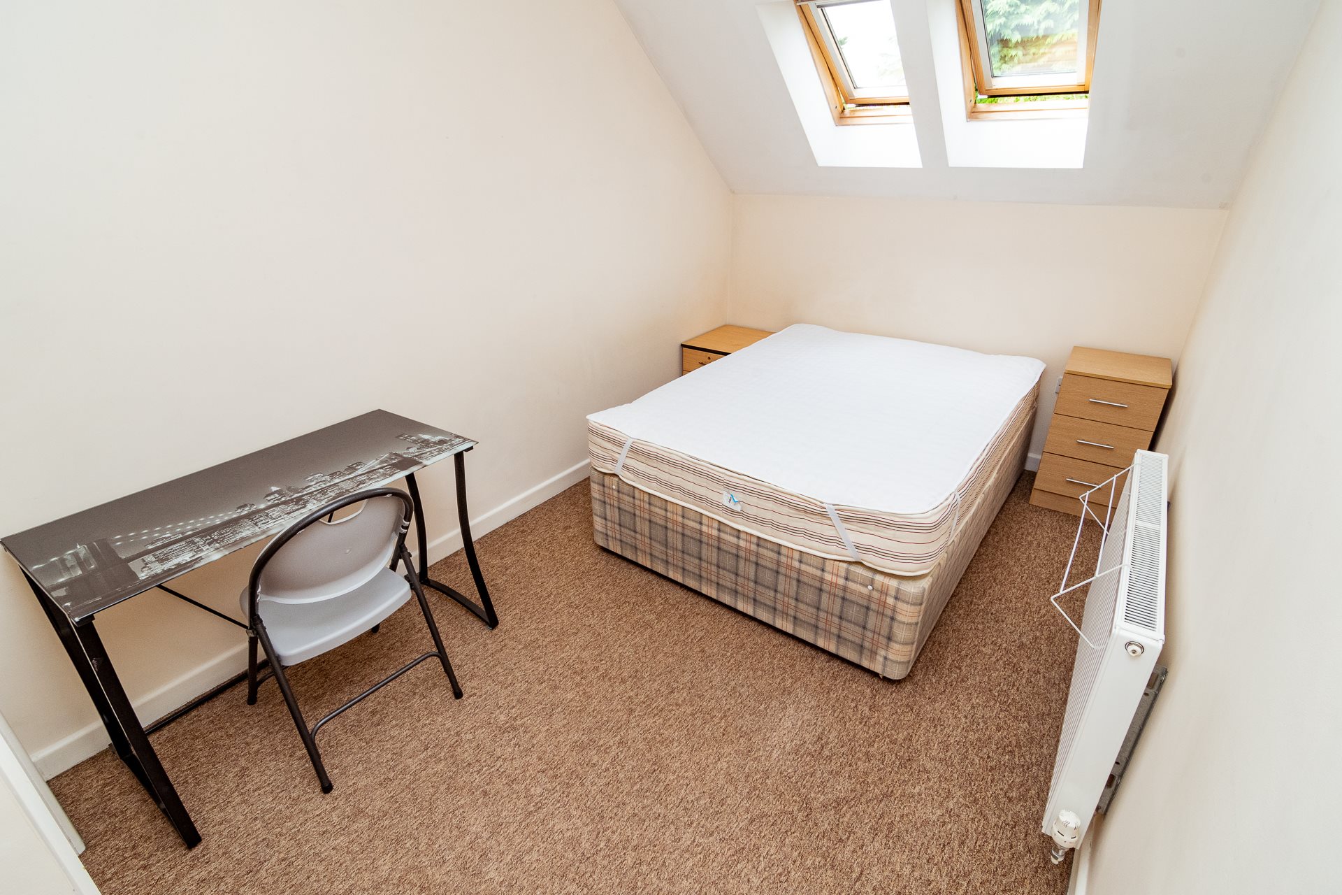 4 bed house to rent in Richards Close 7