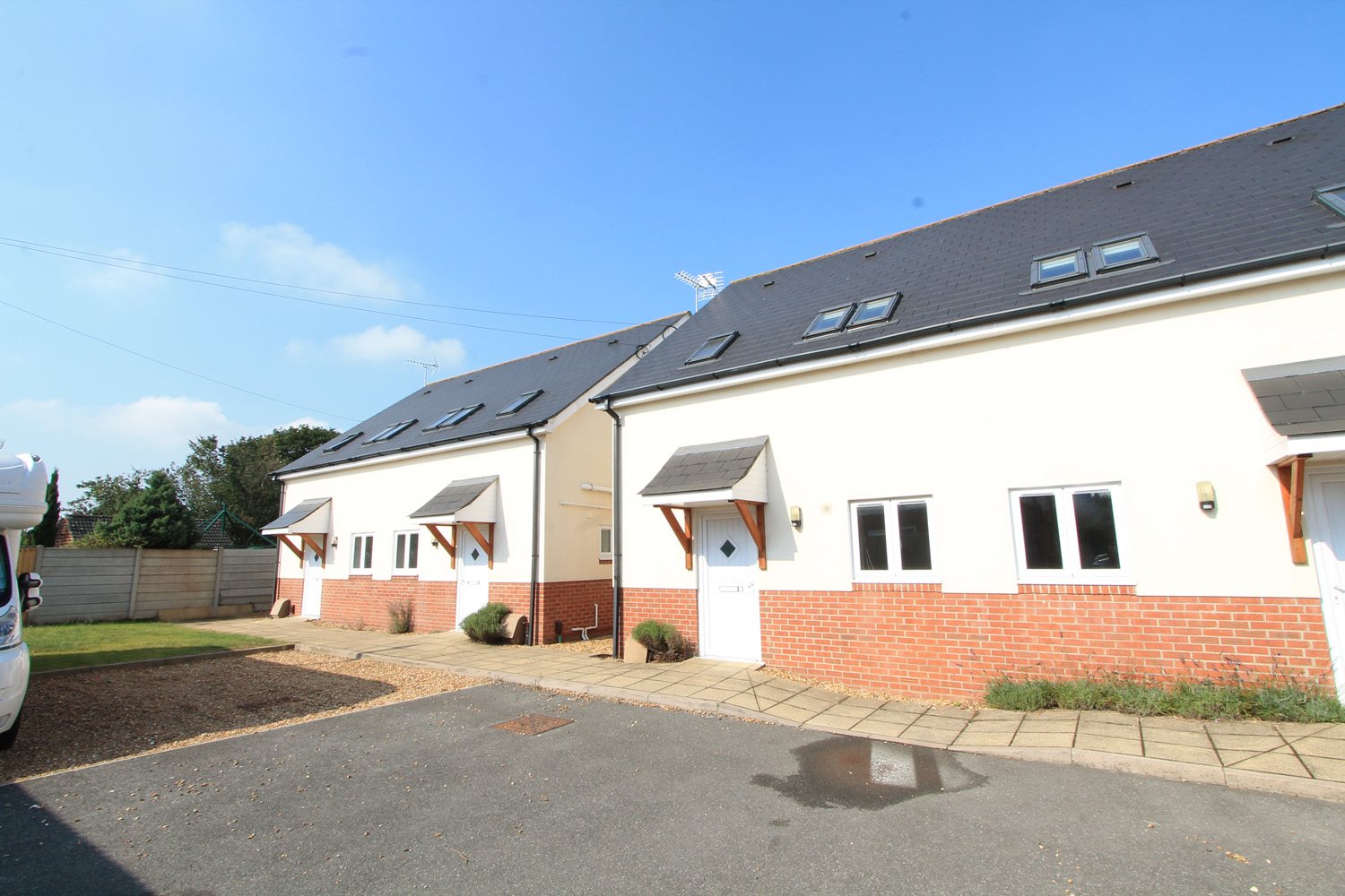 4 bed house to rent in Richards Close, , BH10 13